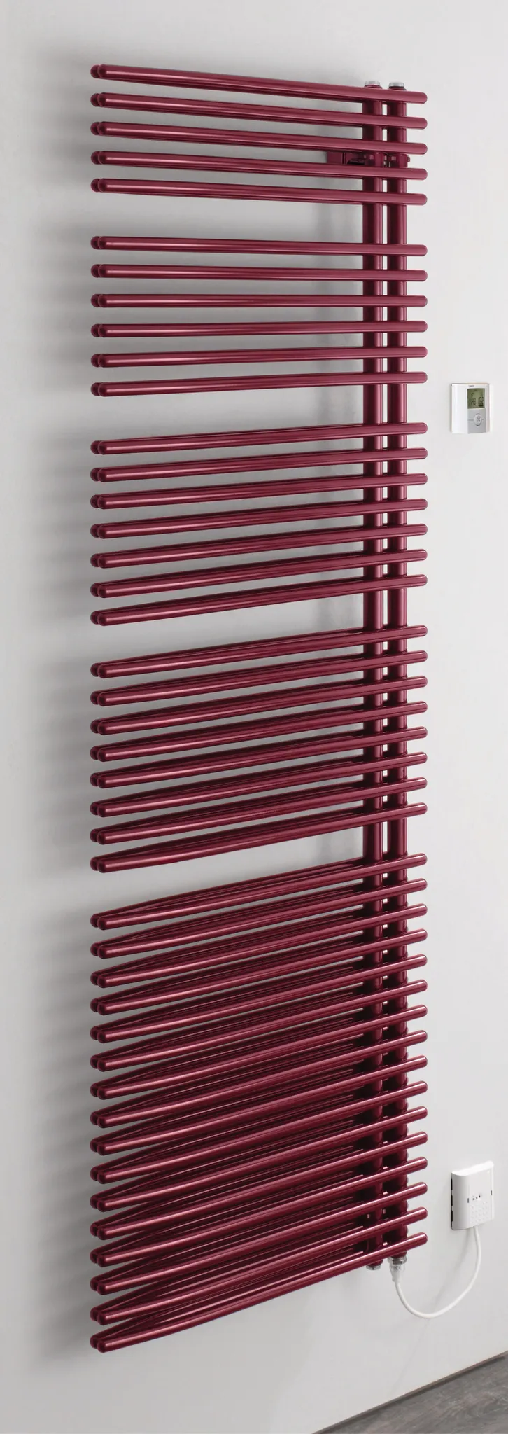 BEMM Design-Elektroheizkörper „Habanera 2 E“ 42,8 × 147,7 cm in Lichtgrau samtmatt