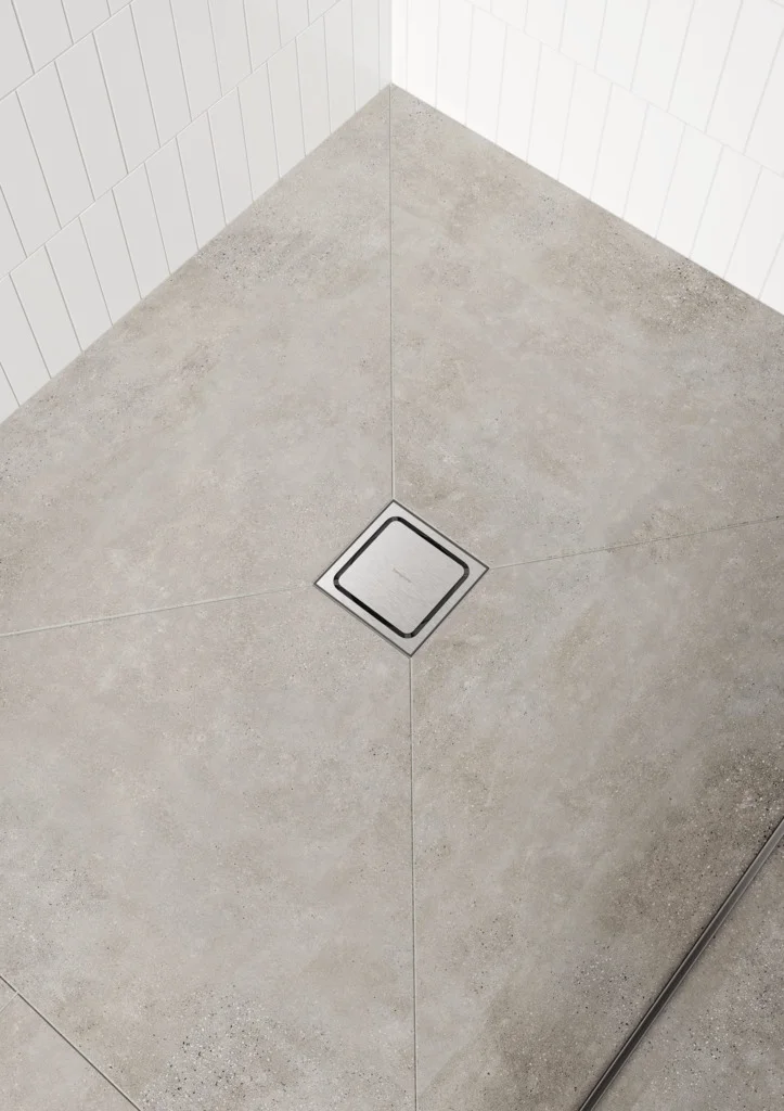 Hansgrohe RainDrain Spot Plus Komplettset Punktablauf 150x150 mm Edelstahl V2A höhenverstellbar bis zu 35 l/min Ablaufleistung