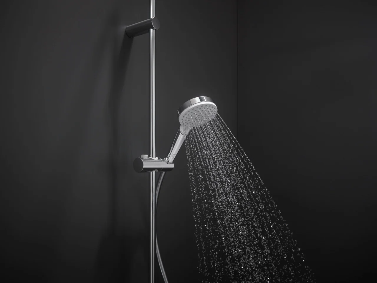 Hansgrohe Crometta Handbrause Vario EcoSmart, 100 mm Brausekopfgröße, Rain & IntenseRain Strahlart, weiß/chrom, G 1/2 Anschlussgewinde Hansgrohe Crometta Handbrause Vario EcoSmart, 100 mm Brausekopfgröße, Rain & IntenseRain Strahlart, weiß/chrom, G 1/2 Anschlussgewinde