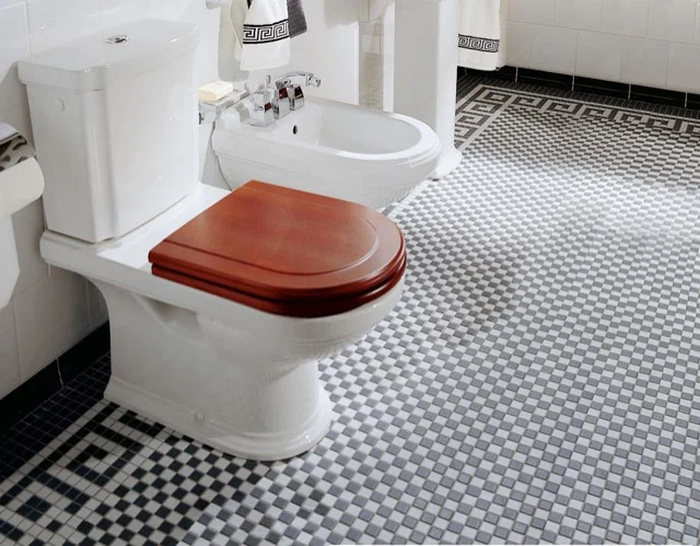 Villeroy & Boch Hommage WC-Sitz 374x443x43mm Oval Villeroy & Boch Hommage WC-Sitz 374x443x43mm Oval