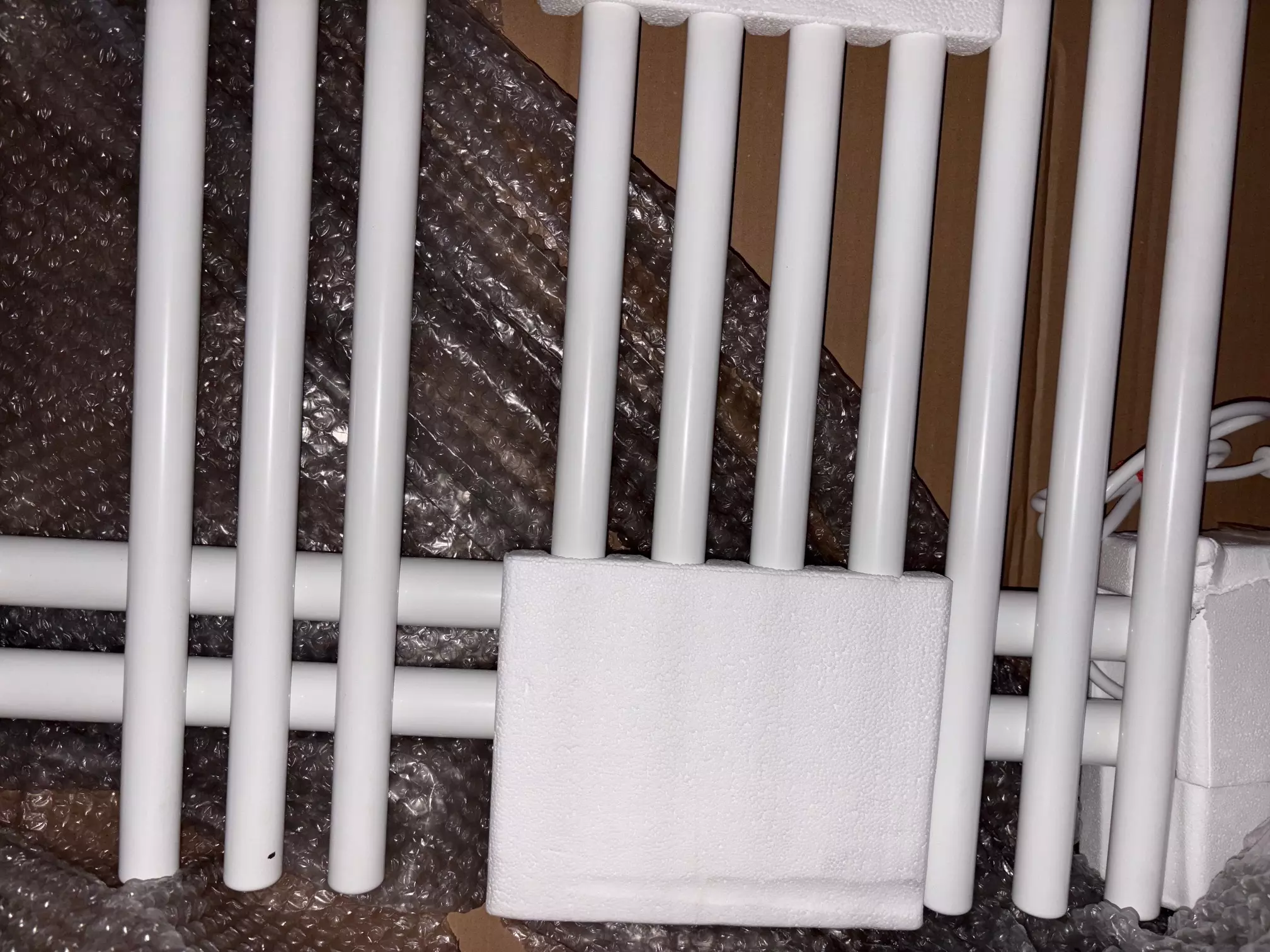 BEMM Design-Elektroheizkörper „Asymo EK-M“ mit Raumregelung 50 × 134,7 cm Weiß BY1134050SWE07Y B-Ware Sonderangebot