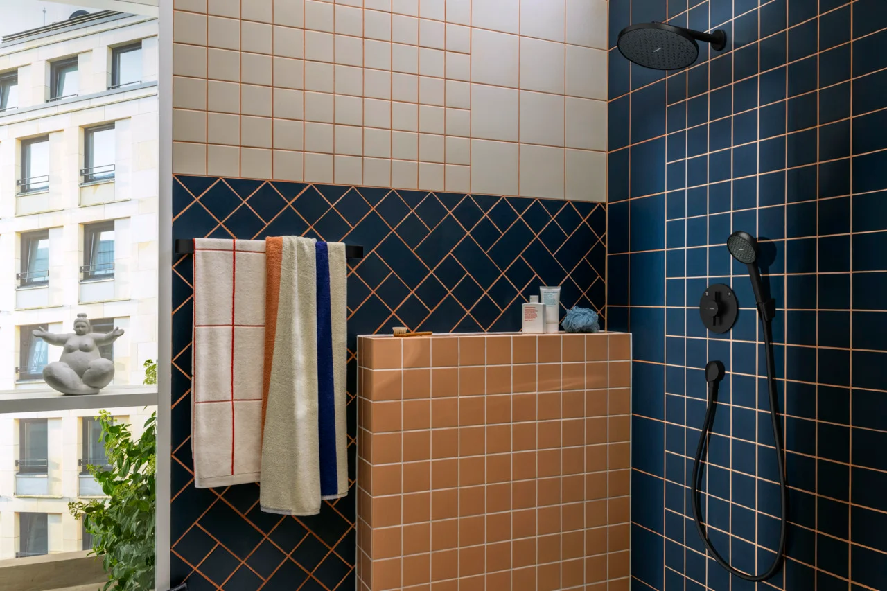 Hansgrohe Activera S Kopfbrause 240 mm, Rain Strahl, EcoSmart+, mattschwarz