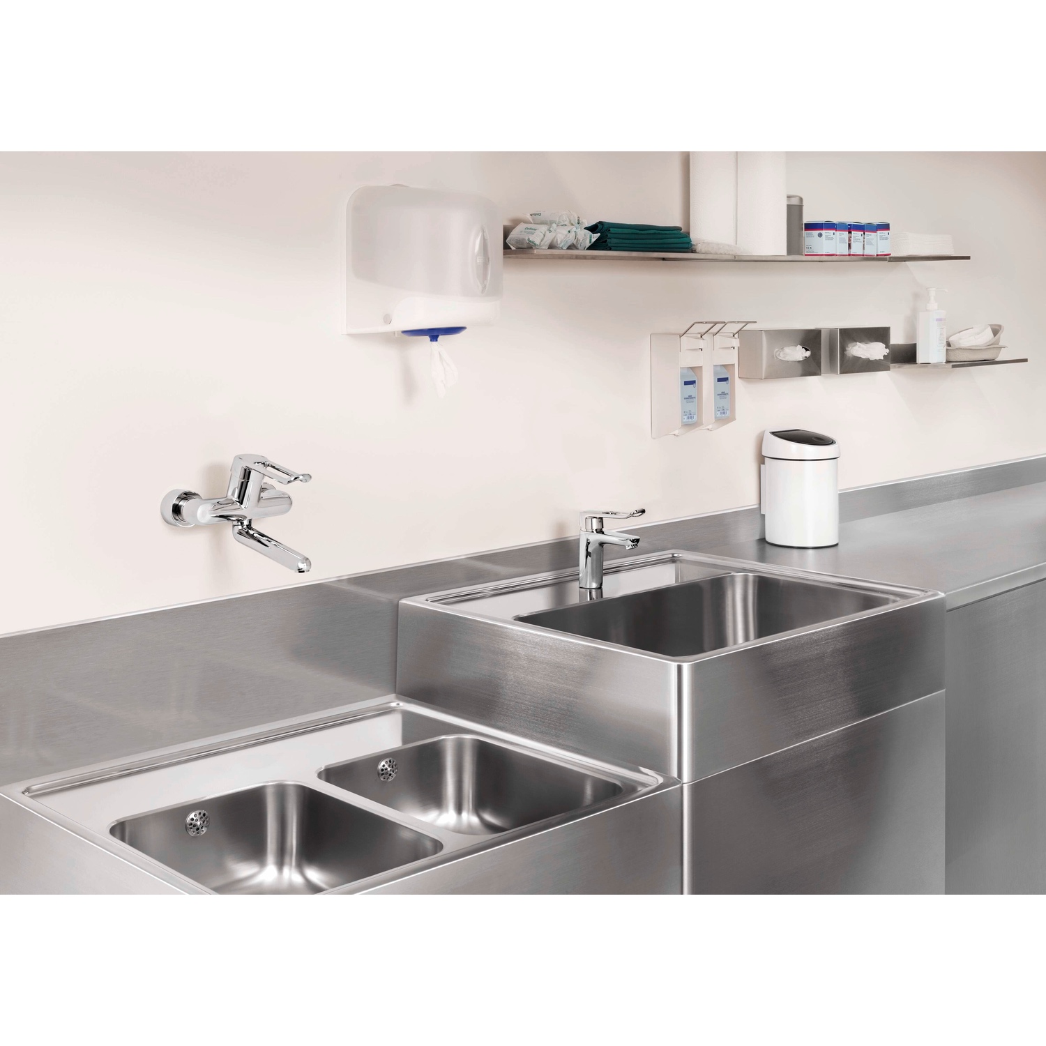Einhand-Waschtischarmatur Bedienungshebel lang „Medipro“ Ausladung 246 mm in Chrom Einhand-Waschtischarmatur Bedienungshebel lang „Medipro“ Ausladung 246 mm in Chrom