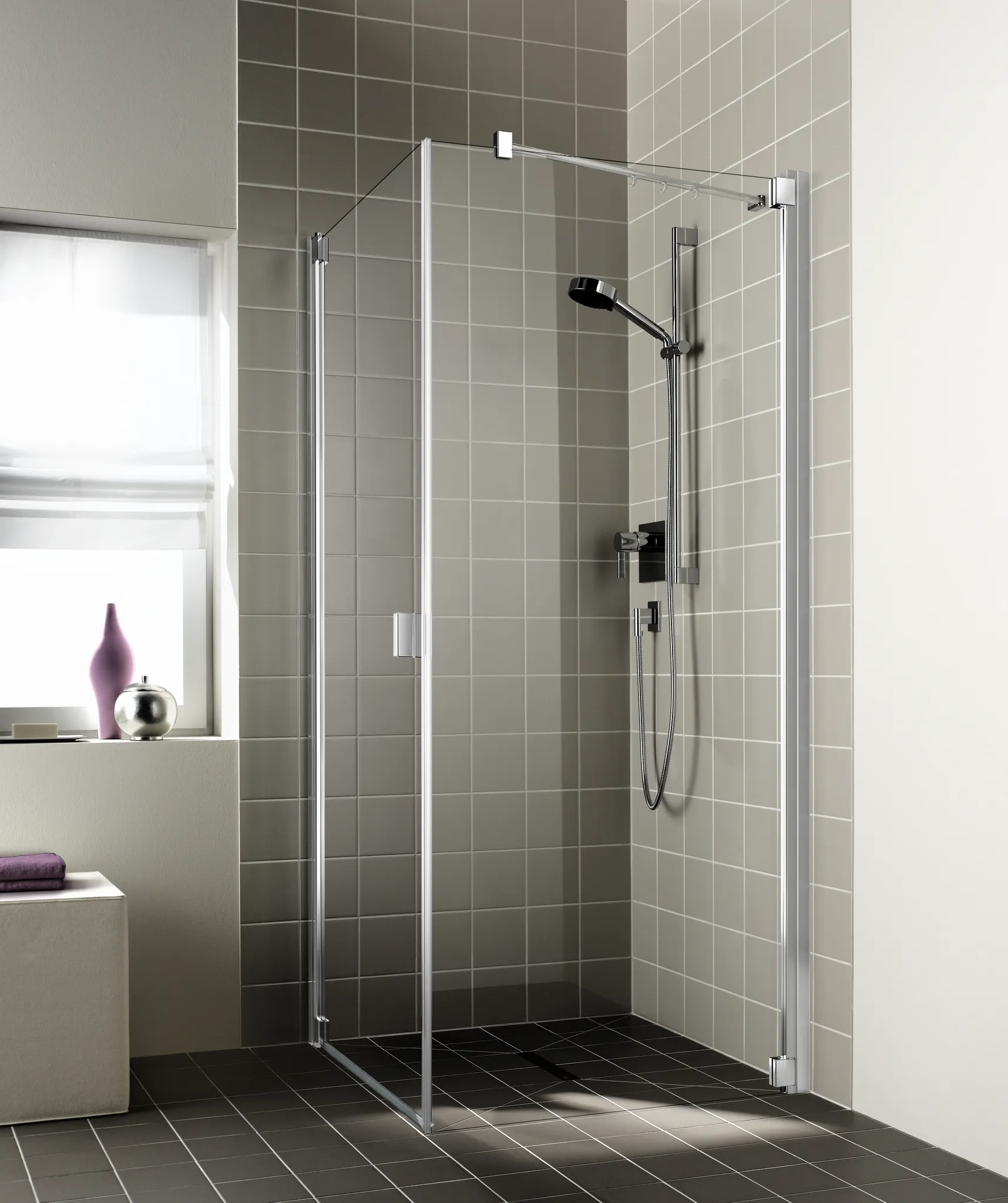 Kermi Seitenwand links für Ecke „RAYA“ Glas Klar, Profile Silber Mattglanz, BV: 720 - 750 mm GAK: 705 - 735 mm WE: 730 - 760 mm H: 1850 mm
