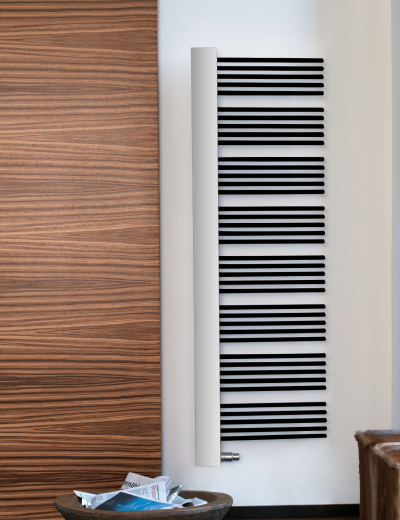 Zehnder Design-Elektroheizkörper „Yucca Cover“ mit Heizstab RACY 58,2 × 177,6 cm in Jet Black (RAL 9005, glänzend)
