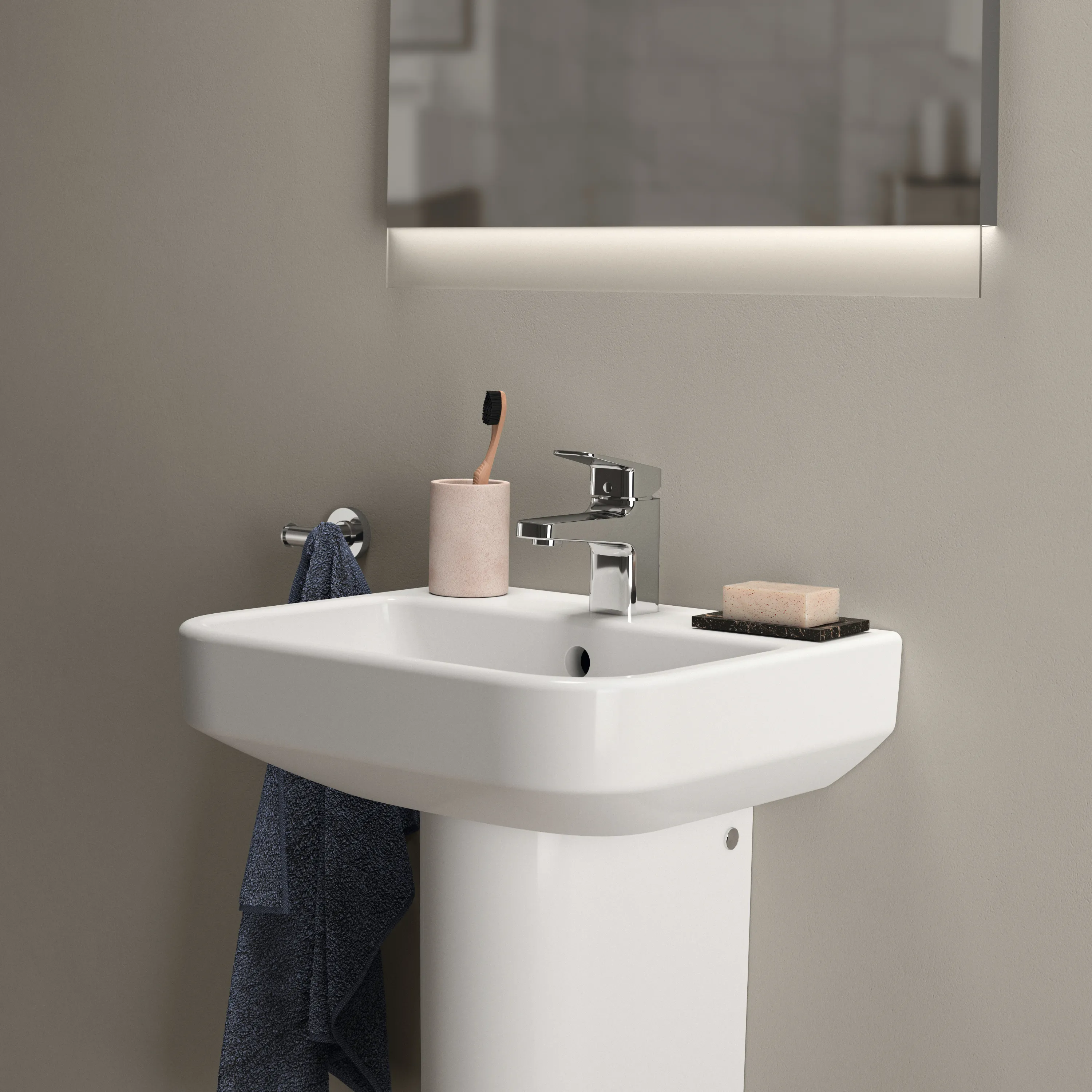 Waschbecken „i.lifeB“ 45 × 38 × 16 cm, Hahnlochposition mittig Waschbecken „i.lifeB“ 45 × 38 × 16 cm, Hahnlochposition mittig