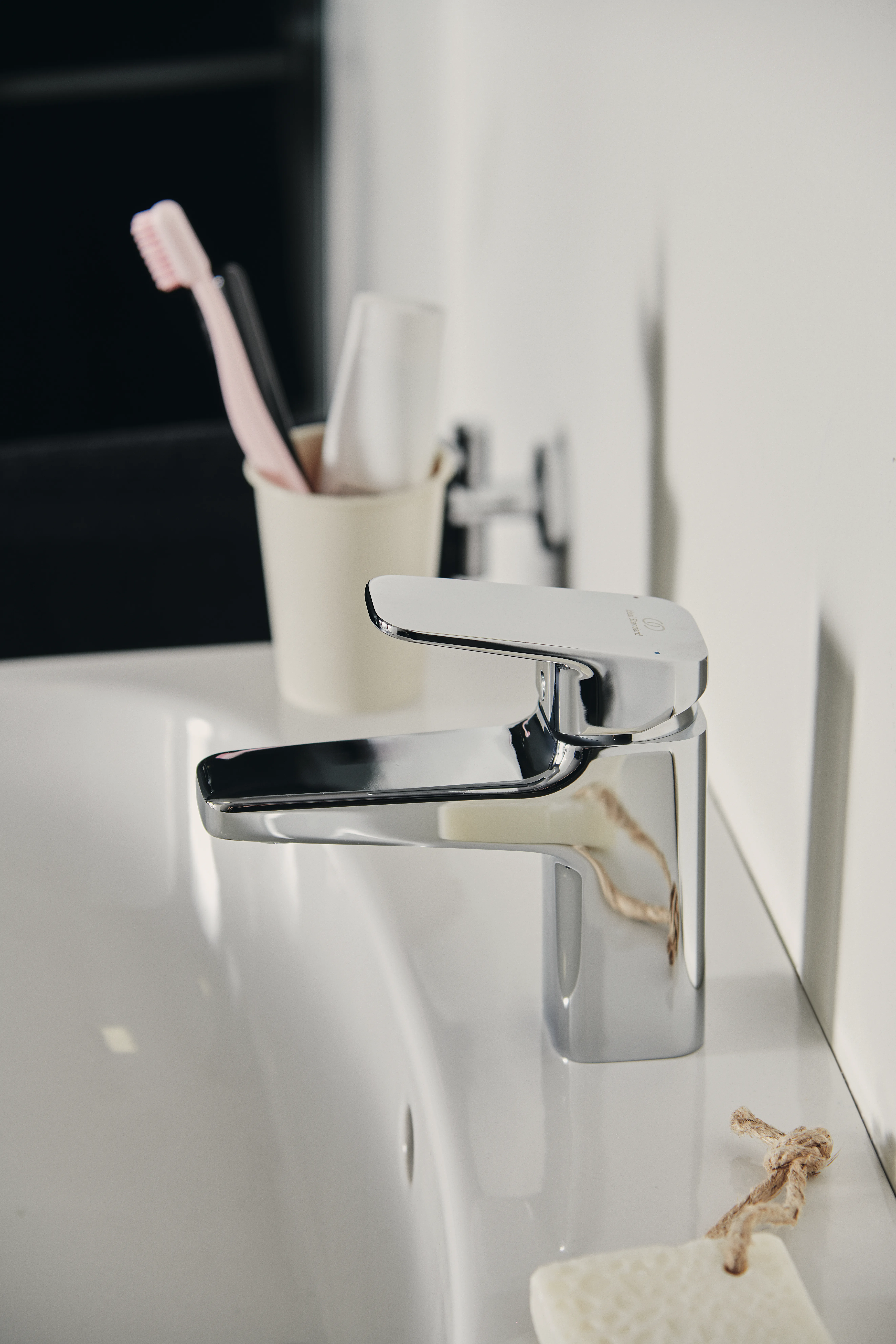 Ideal Standard Waschtischarmatur Ceraplan H90, 124mm Ausladung, Chrom Ideal Standard Waschtischarmatur Ceraplan H90, 124mm Ausladung, Chrom