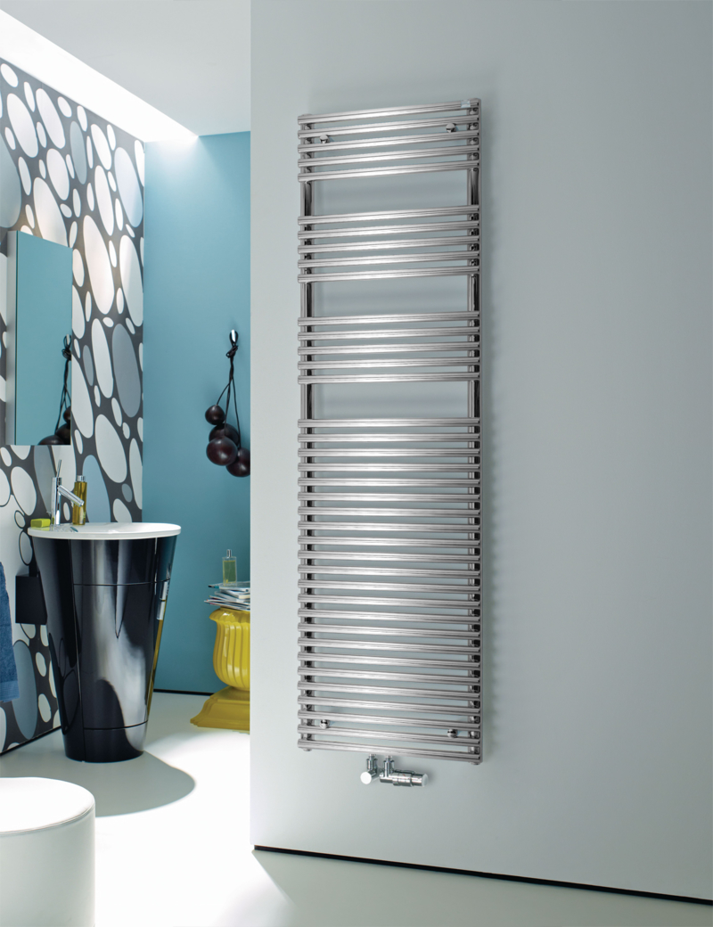 Zehnder Design-Heizkörper „Forma Spa“ für Warmwasser-Zentralheizung oder gemischten Betrieb mit 50 mm-Mittelanschluss 49,6 × 144,1 cm in Chrom Zehnder Design-Heizkörper „Forma Spa“ für Warmwasser-Zentralheizung oder gemischten Betrieb mit 50 mm-Mittelanschluss 49,6 × 144,1 cm in Chrom