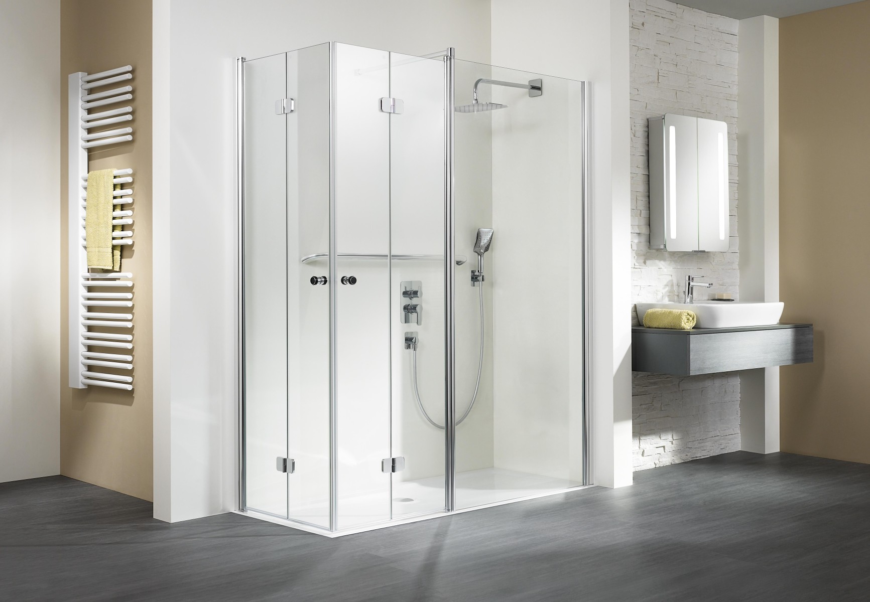 HSK teilgerahmte Eckeinstieg Drehfalttür pendelbar mit Festelement „Exklusiv“ Glas Mattglas, Profile Chromoptik (Alu Hochglanz poliert), Scharniere Premium Classic, B: 1400 mm H: 2000 mm T: 900 mm HSK teilgerahmte Eckeinstieg Drehfalttür pendelbar mit Festelement „Exklusiv“ Glas Mattglas, Profile Chromoptik (Alu Hochglanz poliert), Scharniere Premium Classic, B: 1400 mm H: 2000 mm T: 900 mm