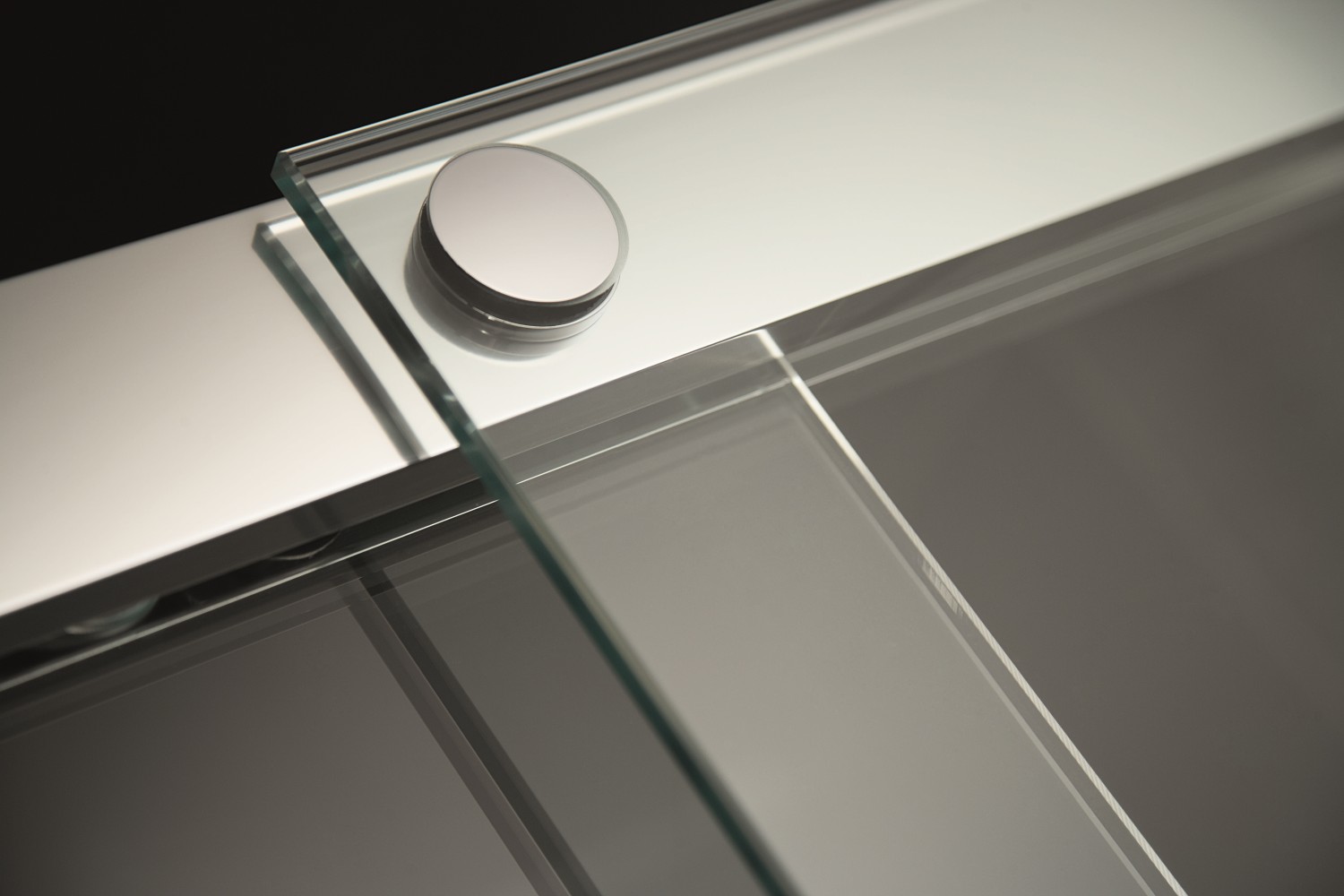 HSK Duschabtrennung Schiebetür 2-teilig „K2P“ Glas Chinchilla, Profile Chromoptik (Alu Hochglanz poliert), H: 2000 mm HSK Duschabtrennung Schiebetür 2-teilig „K2P“ Glas Chinchilla, Profile Chromoptik (Alu Hochglanz poliert), H: 2000 mm