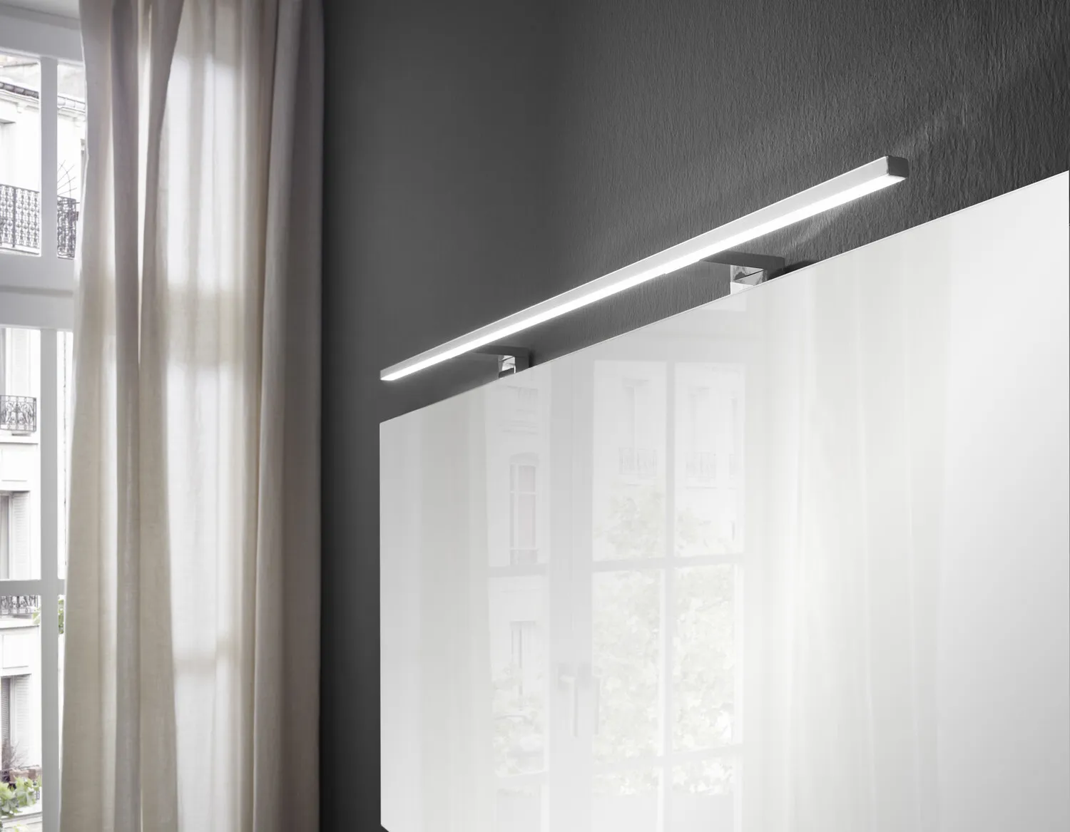 emco Lichtspiegel „mee“ 790 × 833 mm emco Lichtspiegel „mee“ 790 × 833 mm