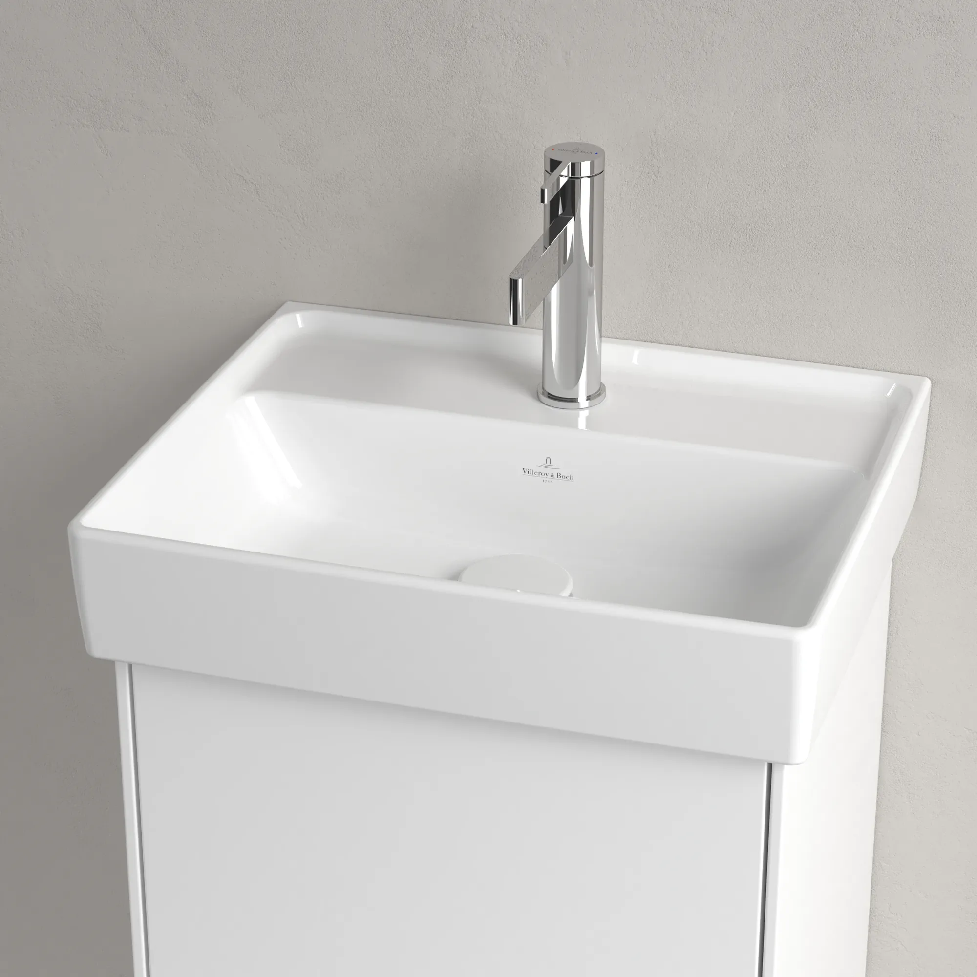 Villeroy & Boch Handwaschbecken aus TitanCeram „Collaro“ 450 × 370 × 150 mm, mit Hahnlochbohrung, Hahnlochposition mittig in Weiß Alpin Villeroy & Boch Handwaschbecken aus TitanCeram „Collaro“ 450 × 370 × 150 mm, mit Hahnlochbohrung, Hahnlochposition mittig in Weiß Alpin