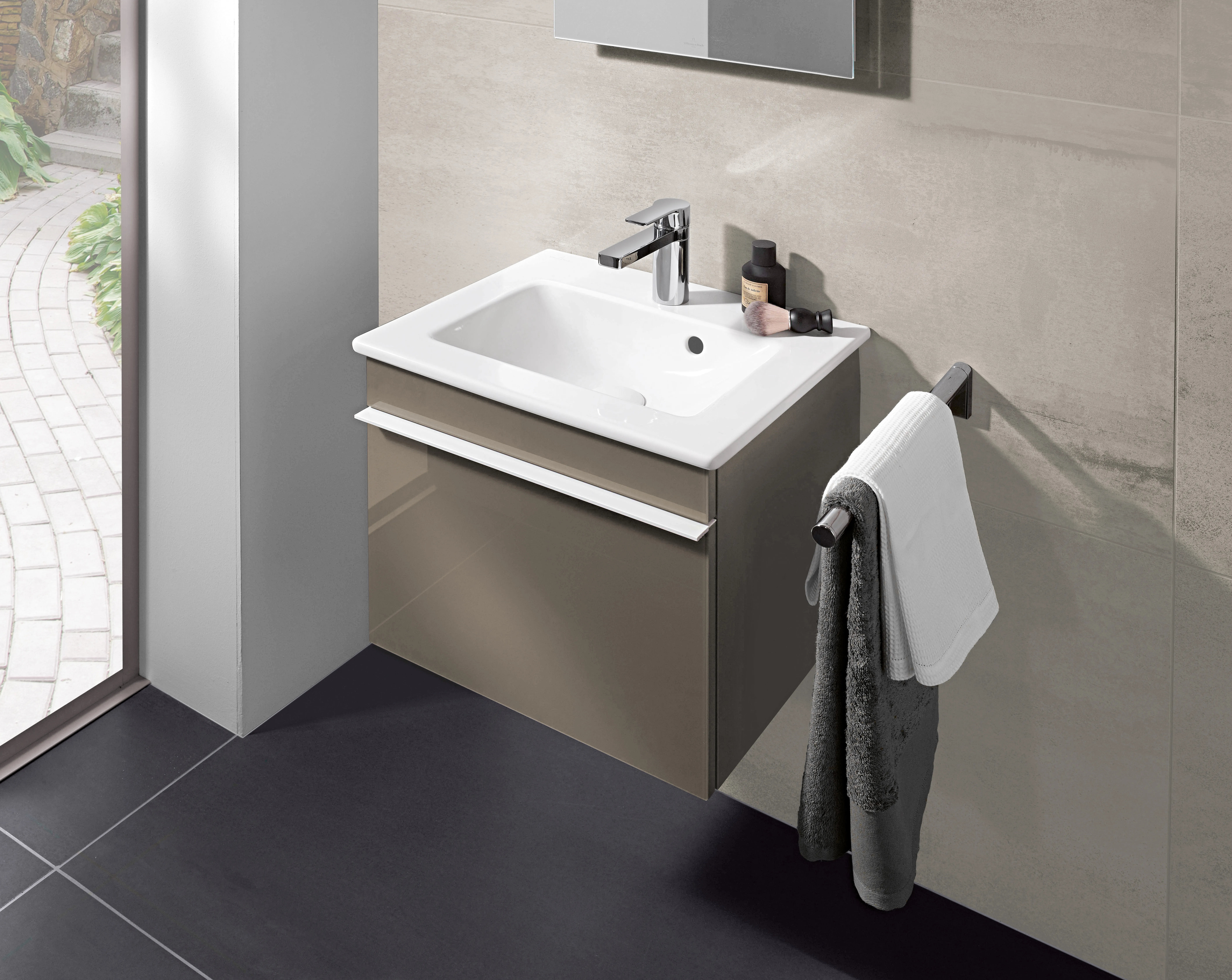 Villeroy & Boch Handwaschbecken „Venticello“ 500 × 420 × 150 mm, mit Hahnlochbohrung, Hahnlochposition mittig in Weiß Alpin Villeroy & Boch Handwaschbecken „Venticello“ 500 × 420 × 150 mm, mit Hahnlochbohrung, Hahnlochposition mittig in Weiß Alpin