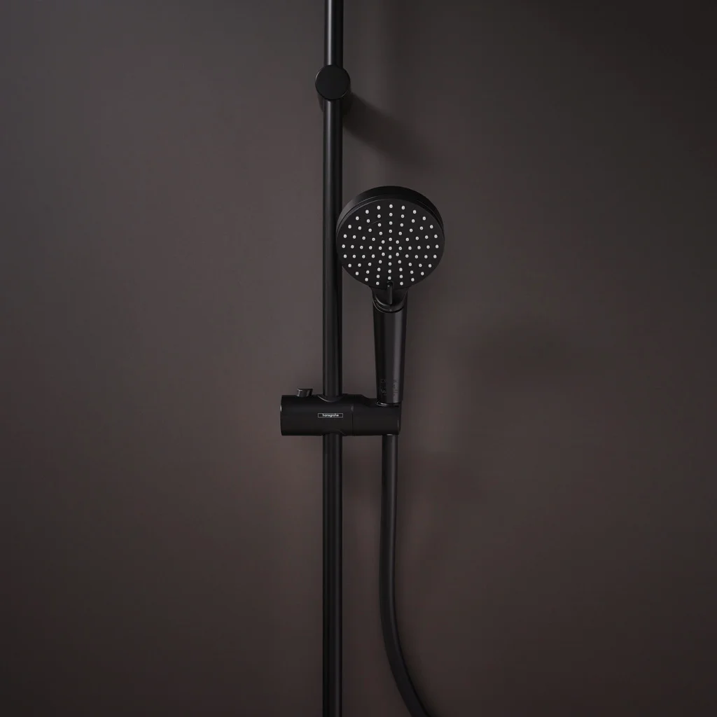 Hansgrohe Handbrause Vernis Blend EcoSmart mattschwarz, 100 mm Brausekopfgröße, Rain & IntenseRain Strahlarten, QuickClean, max. Durchfluss 7,5 l/min ab 4 l/min, Anschluss G 1/2