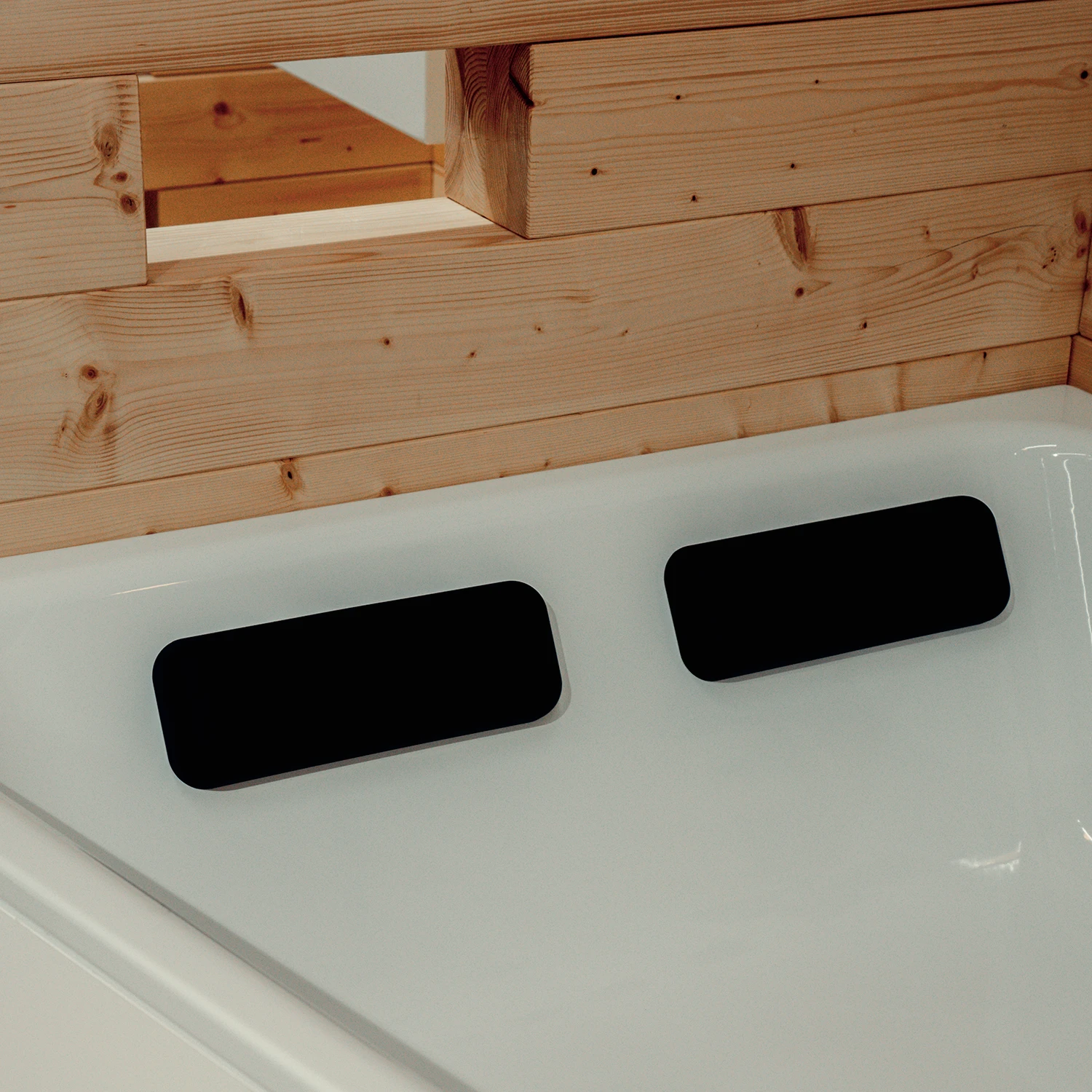 Relax schwarz, 2 Stück, Ausstattung / Oberfläche, Badewanne, 330x115x45 mm Relax schwarz, 2 Stück, Ausstattung / Oberfläche, Badewanne, 330x115x45 mm