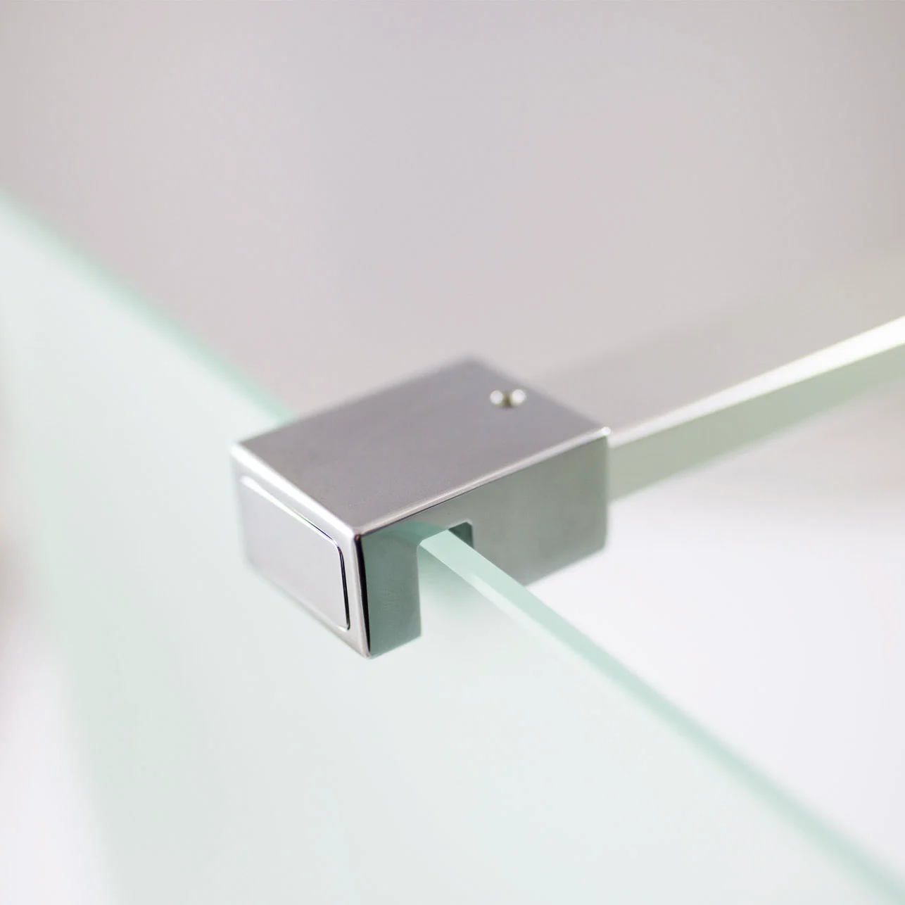 Breuer QUICK 72 Panorama Seitenwand für Drehtür mit Festteil, Alu chromeffekt, Maße: 750 mm, Höhe +10 mm Stabilisator: 2.000 mm, Wanneneinbaumaß: 735-755 mm, 6 mm Sicherheitsglas inkl. CER+ Beschichtung Breuer QUICK 72 Panorama Seitenwand für Drehtür mit Festteil, Alu chromeffekt, Maße: 750 mm, Höhe +10 mm Stabilisator: 2.000 mm, Wanneneinbaumaß: 735-755 mm, 6 mm Sicherheitsglas inkl. CER+ Beschichtung