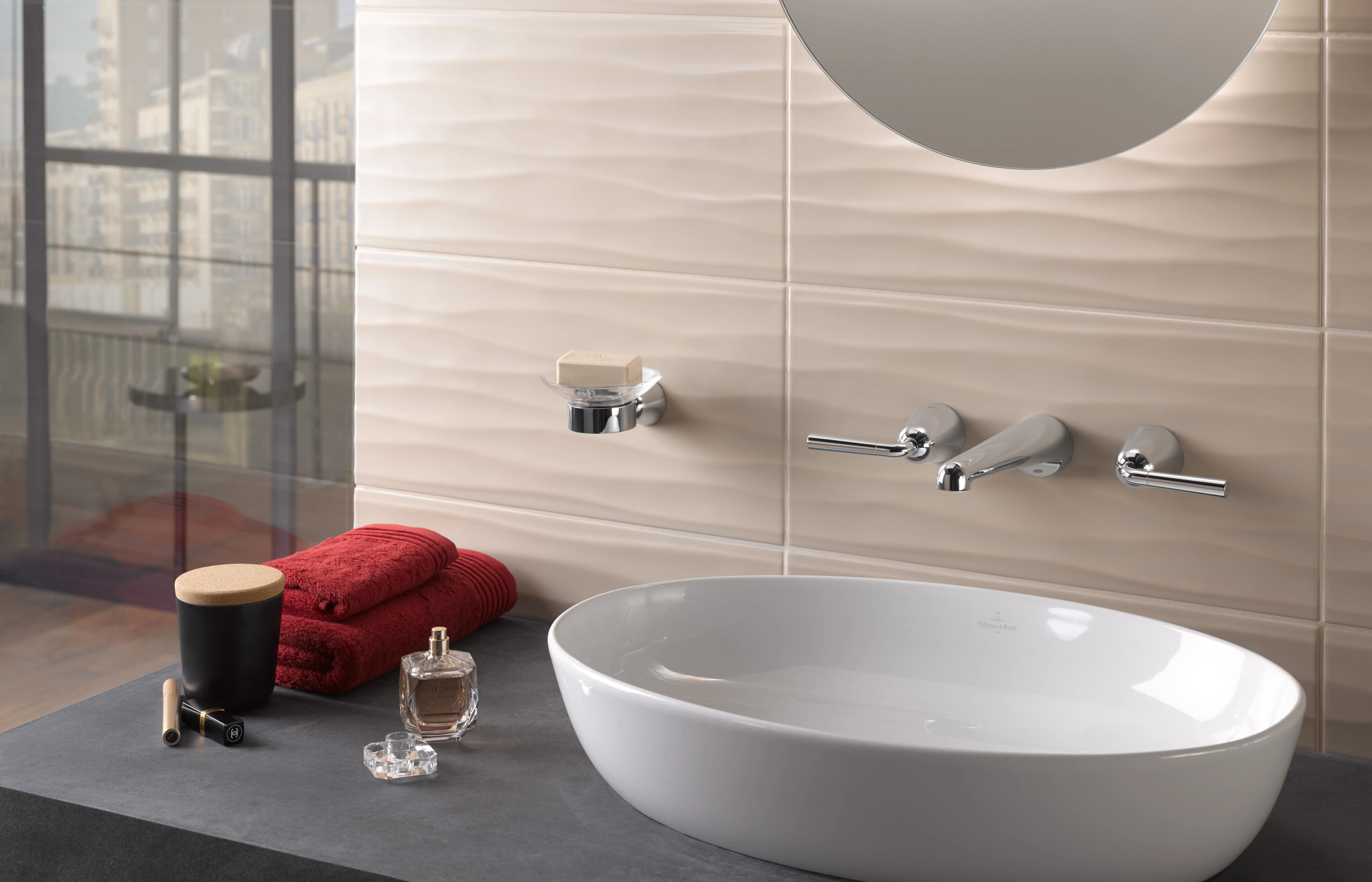 Villeroy & Boch Aufsatzwaschtisch aus TitanCeram „Artis“ 610 × 410 × 130 mm in Weiß Alpin Villeroy & Boch Aufsatzwaschtisch aus TitanCeram „Artis“ 610 × 410 × 130 mm in Weiß Alpin