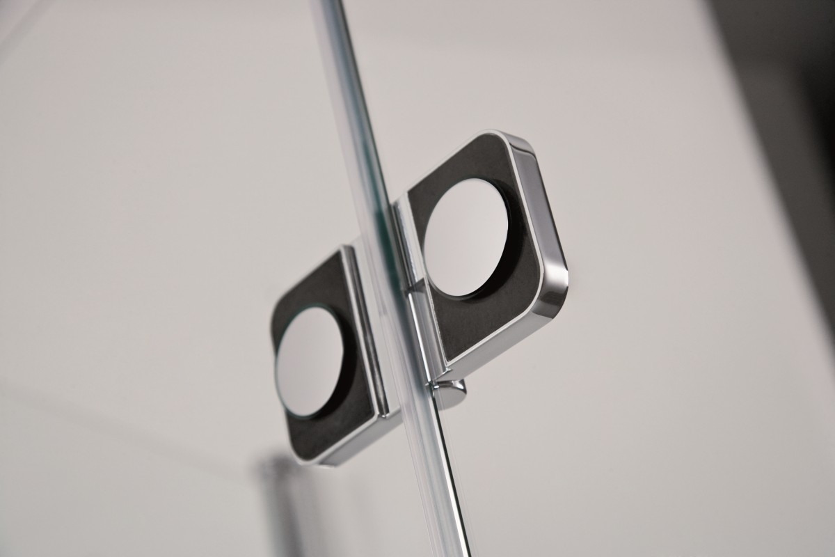 HSK teilgerahmte Badewannenaufsatz 3-teilig „Premium Softcube“ Glas Mattierung mittig (65 cm), Profile Chromoptik (Alu Hochglanz poliert), H: 1400 mm HSK teilgerahmte Badewannenaufsatz 3-teilig „Premium Softcube“ Glas Mattierung mittig (65 cm), Profile Chromoptik (Alu Hochglanz poliert), H: 1400 mm