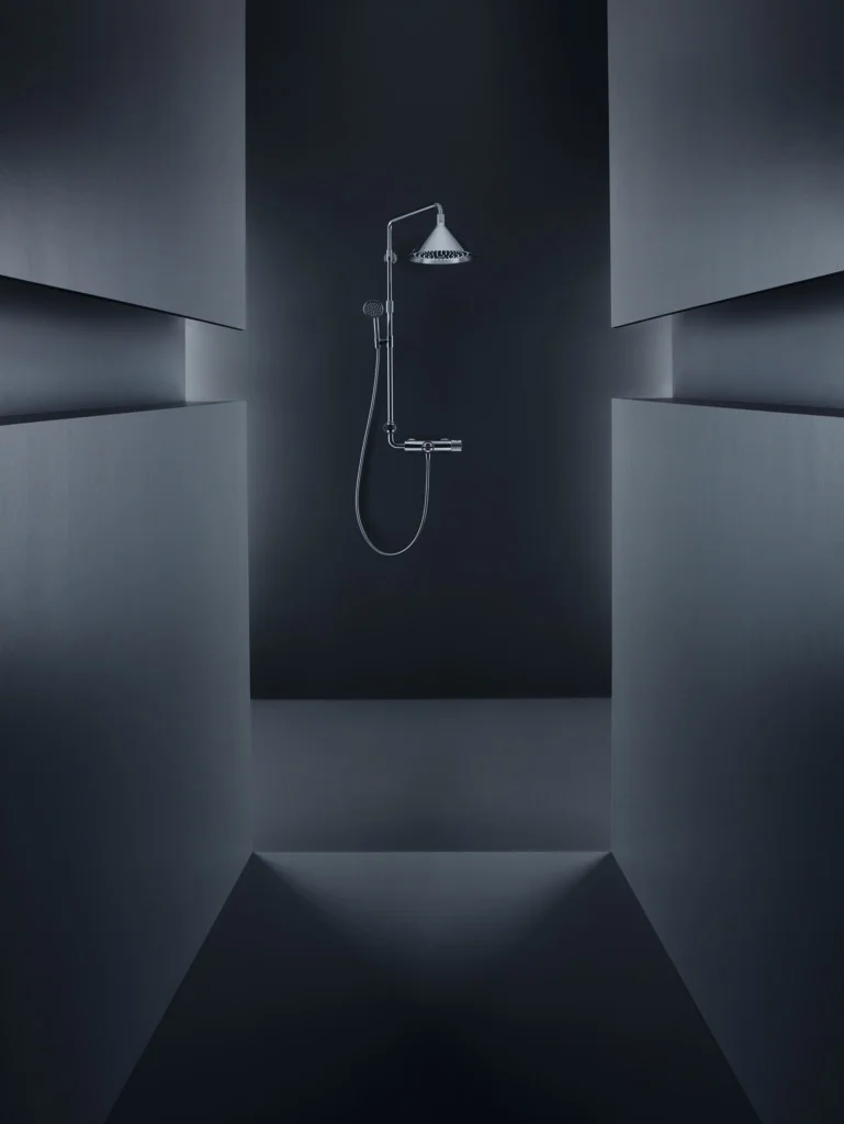 Hansgrohe AXOR Showers/front Showerpipe mit Thermostat und Kopfbrause 240 2jet, Chrom, Brausekopfgröße: 279 mm, Brausearmlänge: 470 mm Hansgrohe AXOR Showers/front Showerpipe mit Thermostat und Kopfbrause 240 2jet, Chrom, Brausekopfgröße: 279 mm, Brausearmlänge: 470 mm