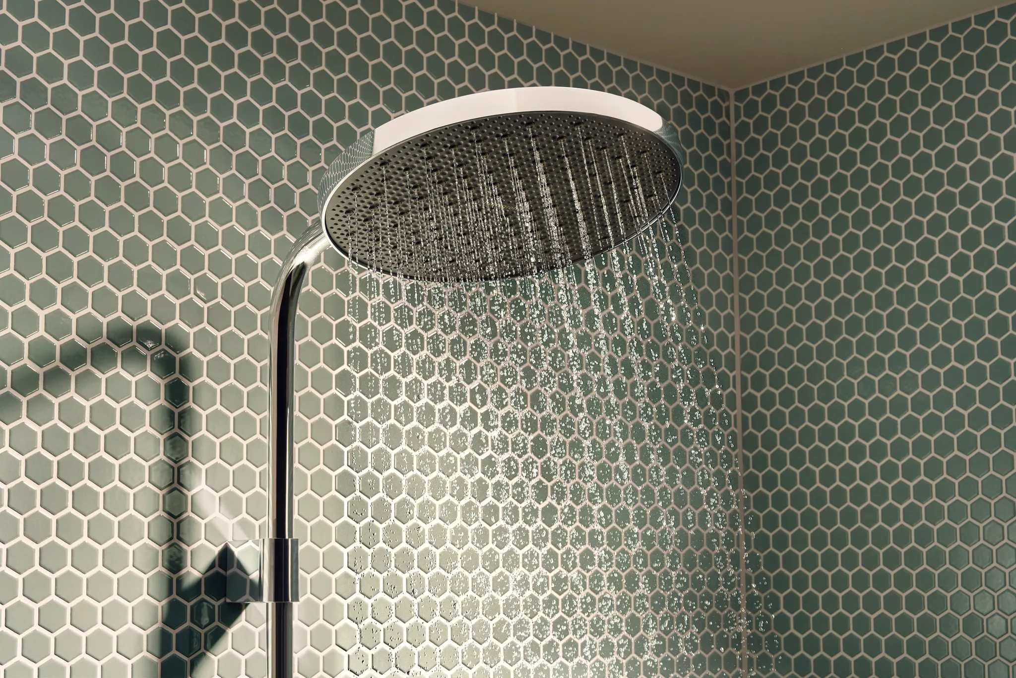 Hansgrohe Activera S Showerpipe 240 1jet EcoSmart+ mit Ecostat Fine Varia, Chrom Hansgrohe Activera S Showerpipe 240 1jet EcoSmart+ mit Ecostat Fine Varia, Chrom