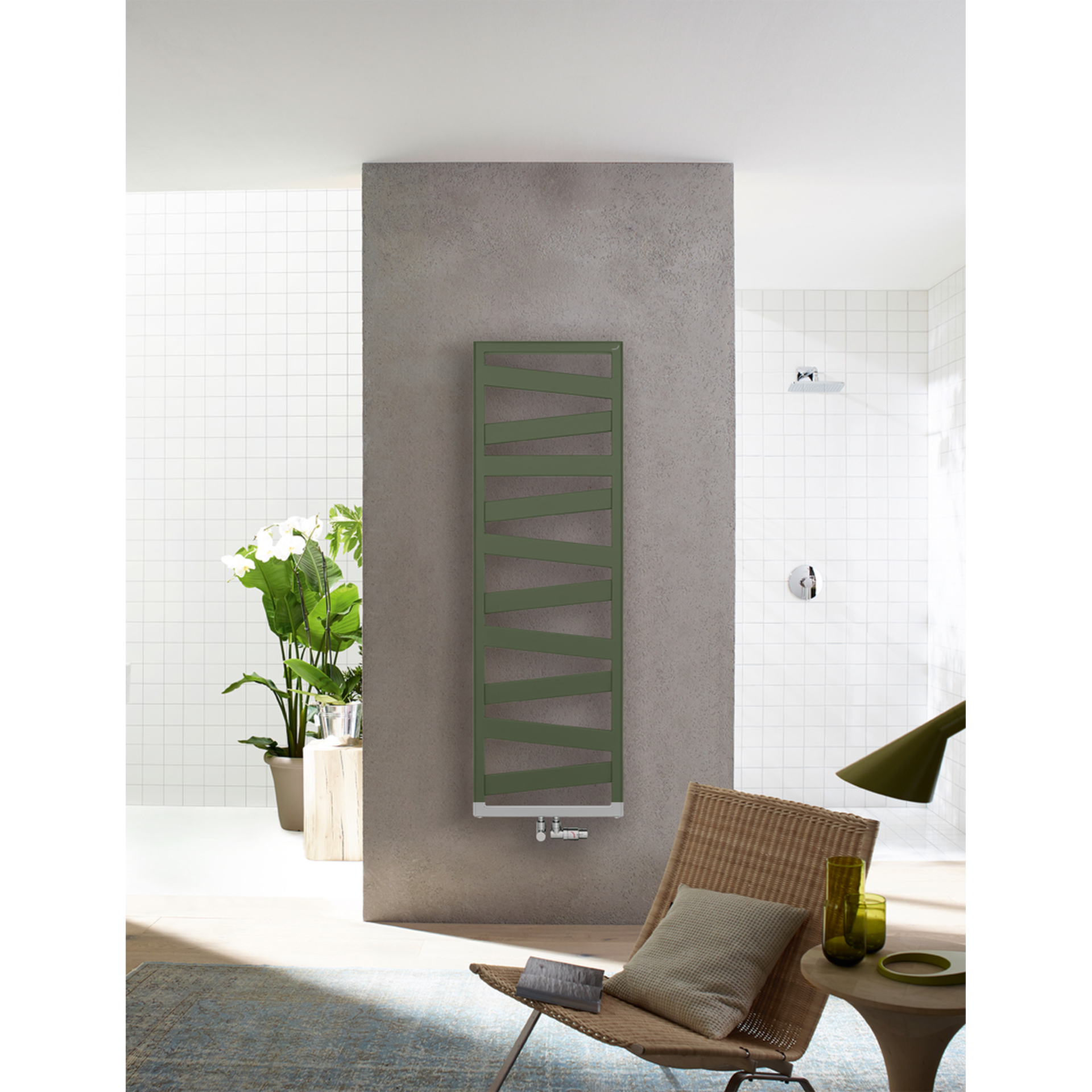 Zehnder Design-Heizkörper Ribbon RB-130-060/GD, elektrisch, RAL 9010, 1365x30x600 mm, spritzwassergeschützt IP44, 230 Volt, mit Funksteuerung