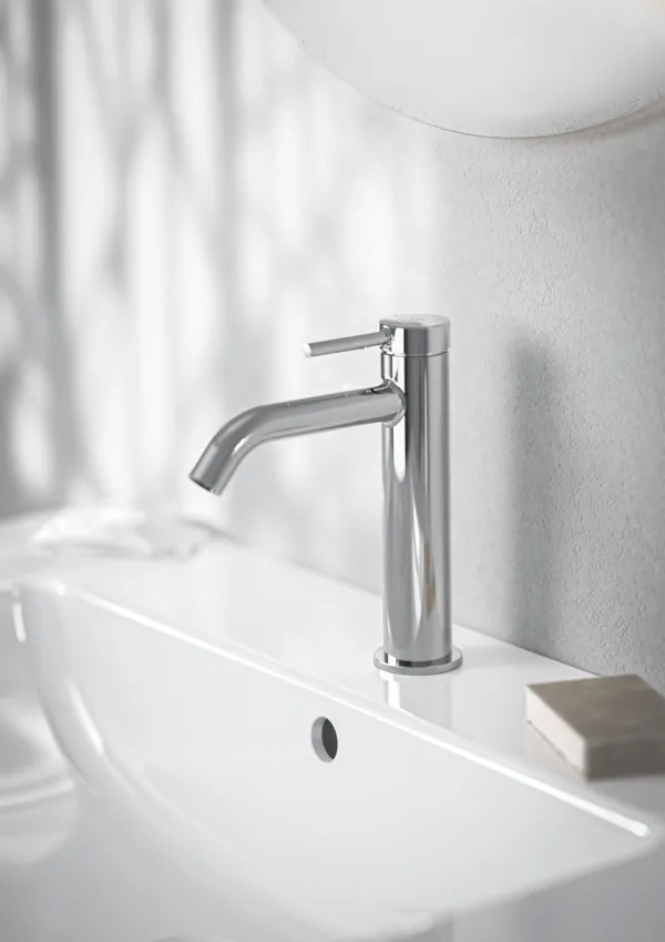 Ideal Standard Waschtischarmatur Ceraline Nuovo Ausladung 135mm ohne Ablaufgarnitur BlueStart Chrom Ideal Standard Waschtischarmatur Ceraline Nuovo Ausladung 135mm ohne Ablaufgarnitur BlueStart Chrom