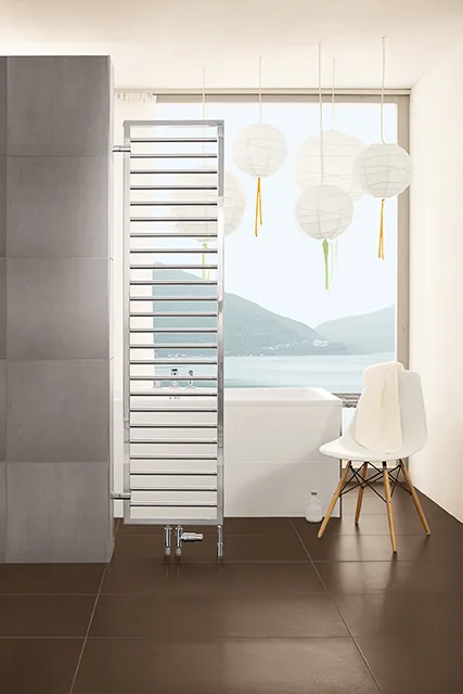 Zehnder Design-Heizkörper „Subway“ Raumteiler für Warmwasser-Zentralheizung oder gemischten Betrieb mit 50 mm-Mittelanschluss 45 × 126,1 cm in Telegrey 2 (RAL 7046) Zehnder Design-Heizkörper „Subway“ Raumteiler für Warmwasser-Zentralheizung oder gemischten Betrieb mit 50 mm-Mittelanschluss 45 × 126,1 cm in Telegrey 2 (RAL 7046)