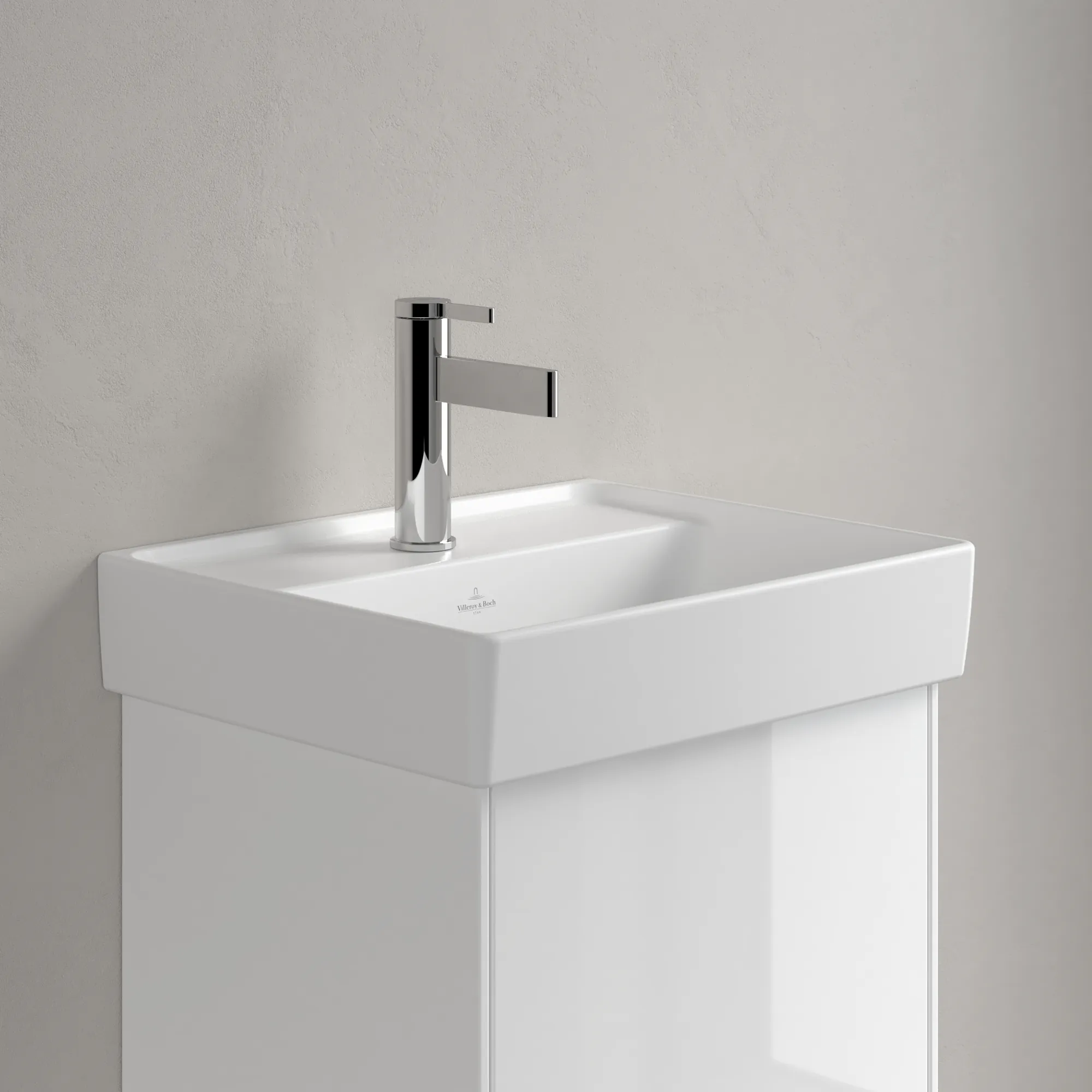 Villeroy & Boch Handwaschbecken aus TitanCeram „Collaro“ 450 × 370 × 150 mm, mit Hahnlochbohrung, Hahnlochposition mittig in Stone White Villeroy & Boch Handwaschbecken aus TitanCeram „Collaro“ 450 × 370 × 150 mm, mit Hahnlochbohrung, Hahnlochposition mittig in Stone White