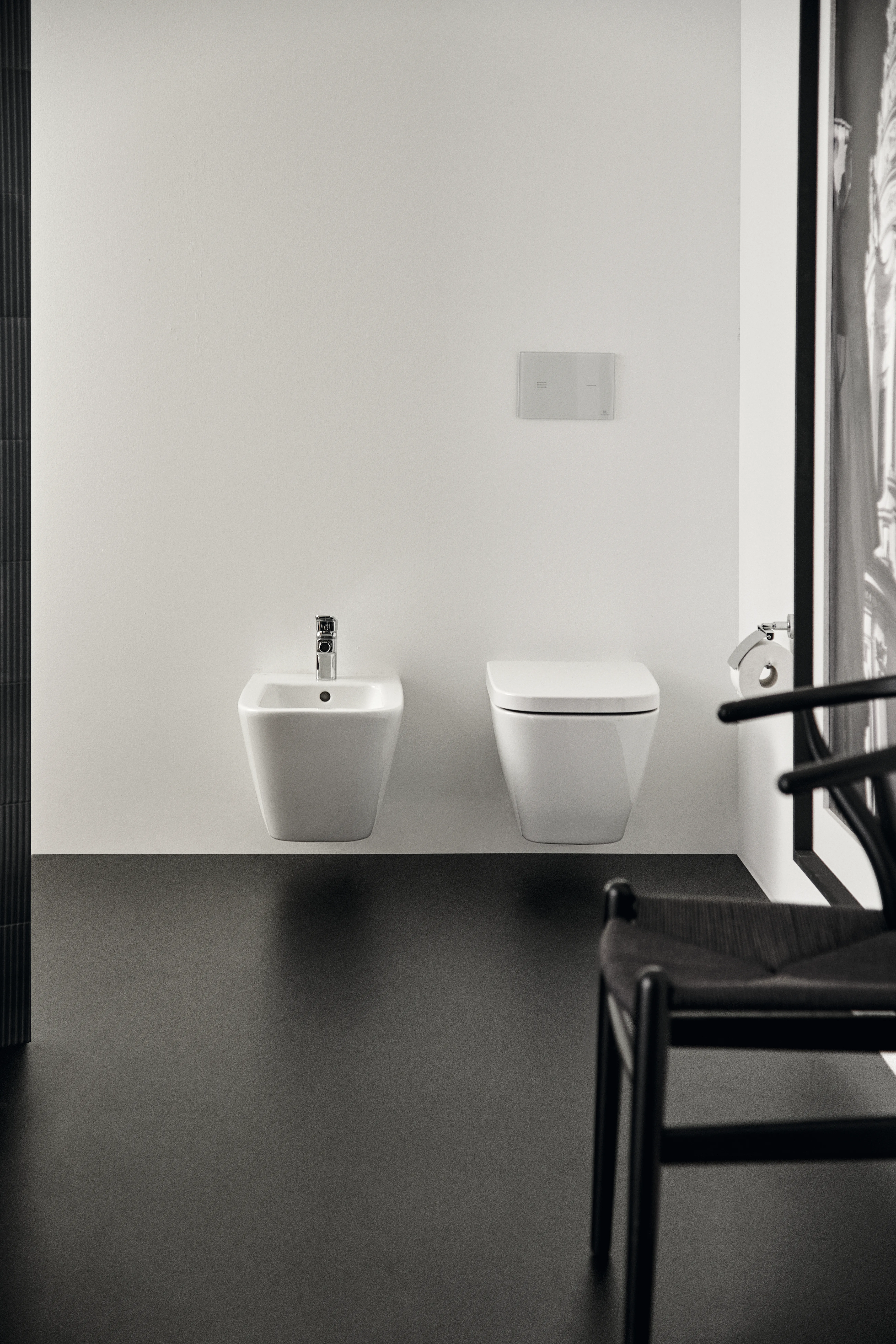 WC „i.lifeB“ 35,5 × 33,5 × 54 cm in Weiß WC „i.lifeB“ 35,5 × 33,5 × 54 cm in Weiß