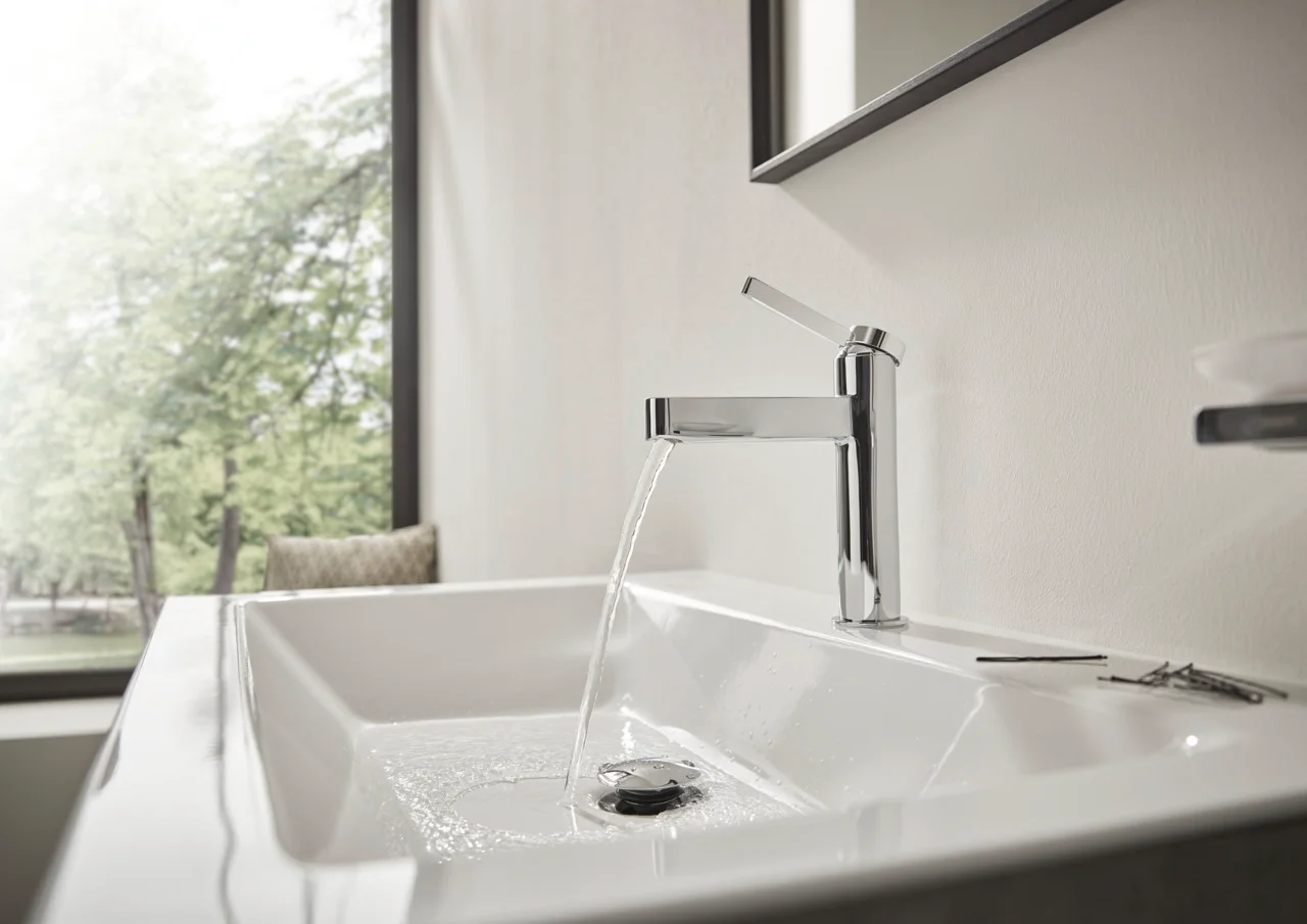 Hansgrohe Finoris Einhebel-Waschtischmischer 110 mit Push-Open Ablaufgarnitur Chrom, Ausladung 139 mm, Auslaufhöhe 113 mm