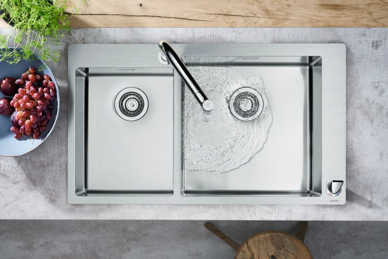 Hansgrohe Metris Select M71 2-Loch Einhebel-Küchenmischer mit Ausziehbrause, Chrom, 35 mm Bohrung, 200 mm ComfortZone, 110° oder 150° Schwenkbereich