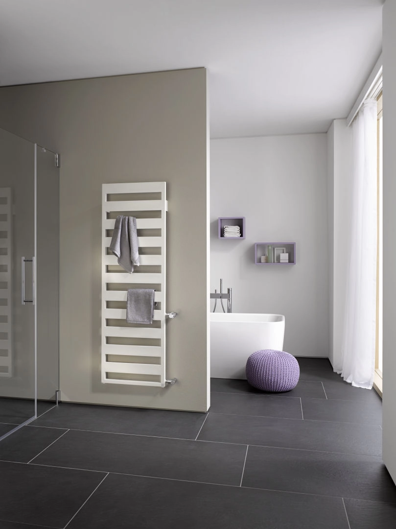 Kermi Design-Heizkörper „Casteo®-D“ 50 × 125,9 cm in Weiß Soft (RAL 9016, matt) Kermi Design-Heizkörper „Casteo®-D“ 50 × 125,9 cm in Weiß Soft (RAL 9016, matt)