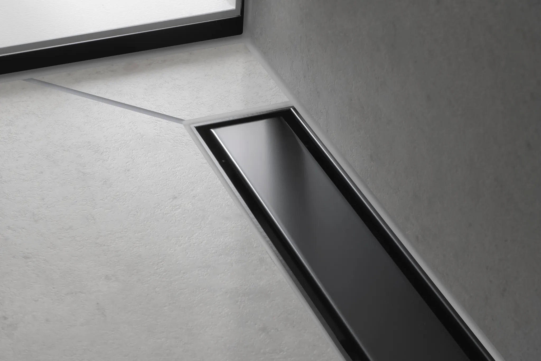 RainDrain Match Fertigset Duschrinne 900 mit höhenverstellbarem Rahmen, Mattschwarz RainDrain Match Fertigset Duschrinne 900 mit höhenverstellbarem Rahmen, Mattschwarz