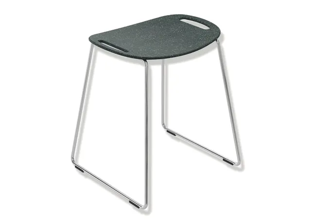 Duschhocker, Gestell verchromt, Sitzfläche aus hochwertigem PIR Kunststoff (Post-Industrial-Recycling), Höhe 508 mm, Breite 462 mm, Sitzhöhe 482 mm, Sitzfläche 462 mm breit, in Farbe JH (Waldgrün) Duschhocker, Gestell verchromt, Sitzfläche aus hochwertigem PIR Kunststoff (Post-Industrial-Recycling), Höhe 508 mm, Breite 462 mm, Sitzhöhe 482 mm, Sitzfläche 462 mm breit, in Farbe JH (Waldgrün)