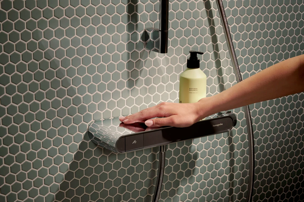 Activera Select S Brausesystem Aufputz 95 2jet EcoSmart mit ShowerTablet Select 360 und Brausestange 65 cm, Oberfläche: Chrom Activera Select S Brausesystem Aufputz 95 2jet EcoSmart mit ShowerTablet Select 360 und Brausestange 65 cm, Oberfläche: Chrom