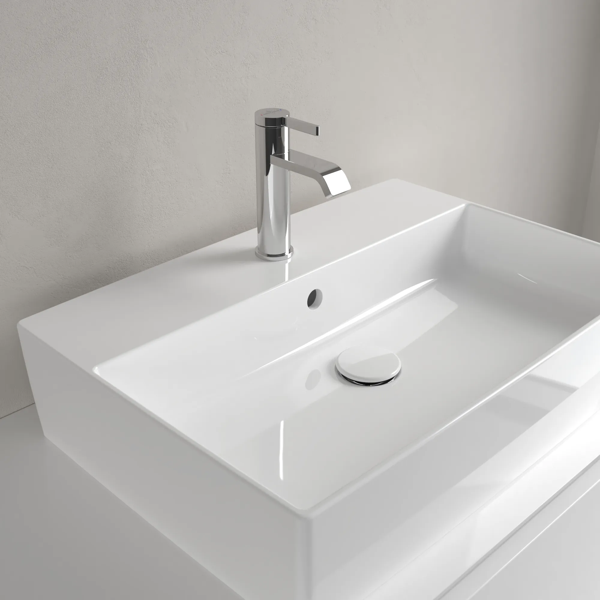 Villeroy & Boch Aufsatzwaschtisch aus TitanCeram „Memento 2.0“ 600 × 420 × 140 mm, mit Hahnlochbohrung, Hahnlochposition mittig in Weiß Alpin Villeroy & Boch Aufsatzwaschtisch aus TitanCeram „Memento 2.0“ 600 × 420 × 140 mm, mit Hahnlochbohrung, Hahnlochposition mittig in Weiß Alpin