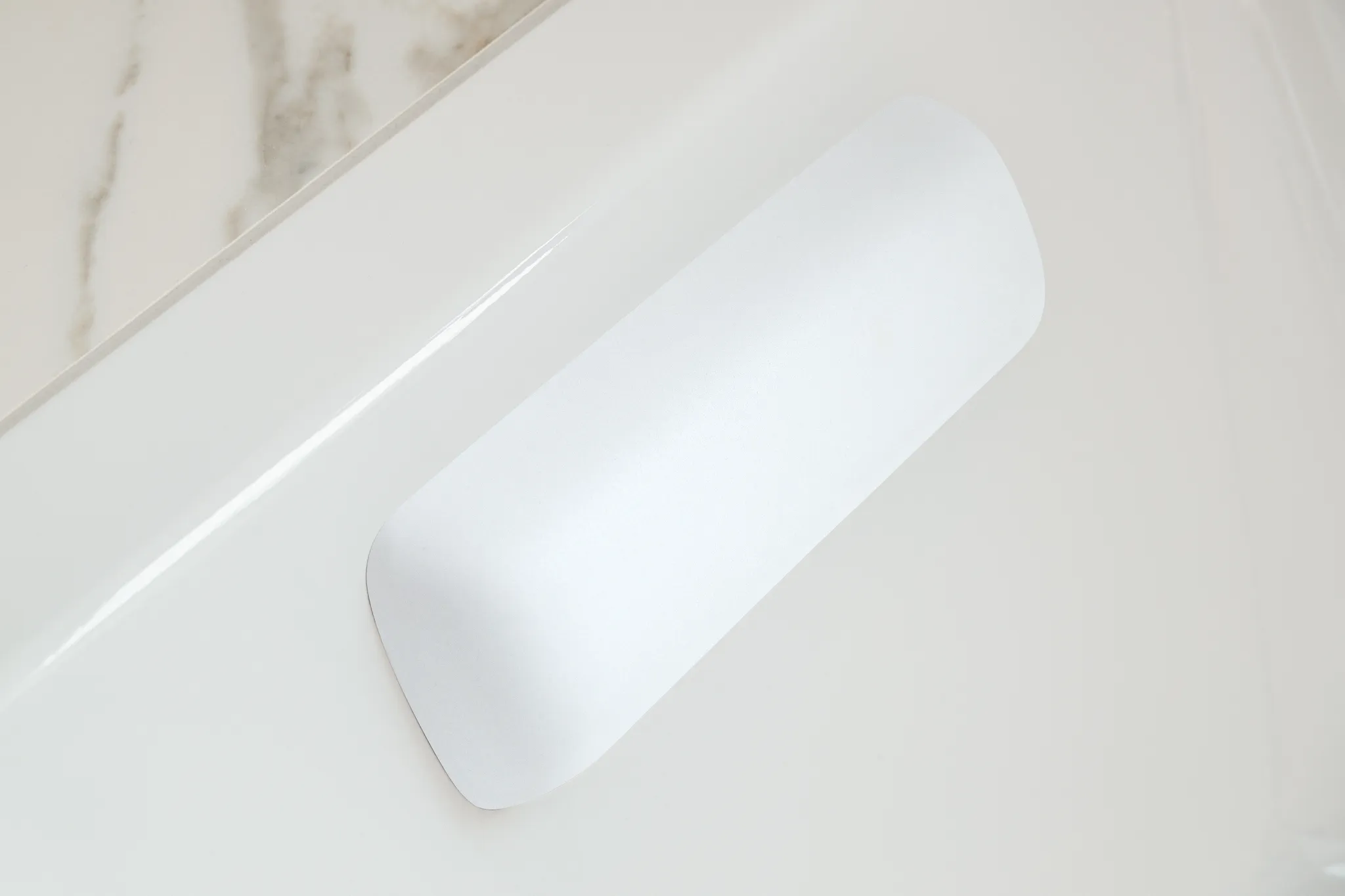 Kaldewei Multifunktionskissen „Experience“ 35 × 12 cm in weiß (2 Stück) Kaldewei Multifunktionskissen „Experience“ 35 × 12 cm in weiß (2 Stück)