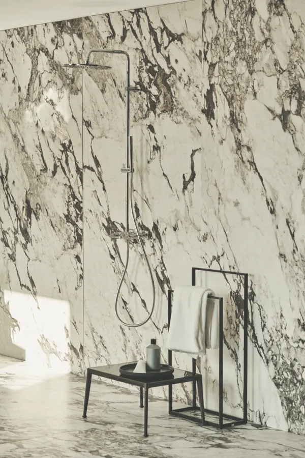 Ideal Standard Joy Neo Duschsystem mit Einhebel-Brausearmatur Kreuzgriffe Chrom Ideal Standard Joy Neo Duschsystem mit Einhebel-Brausearmatur Kreuzgriffe Chrom