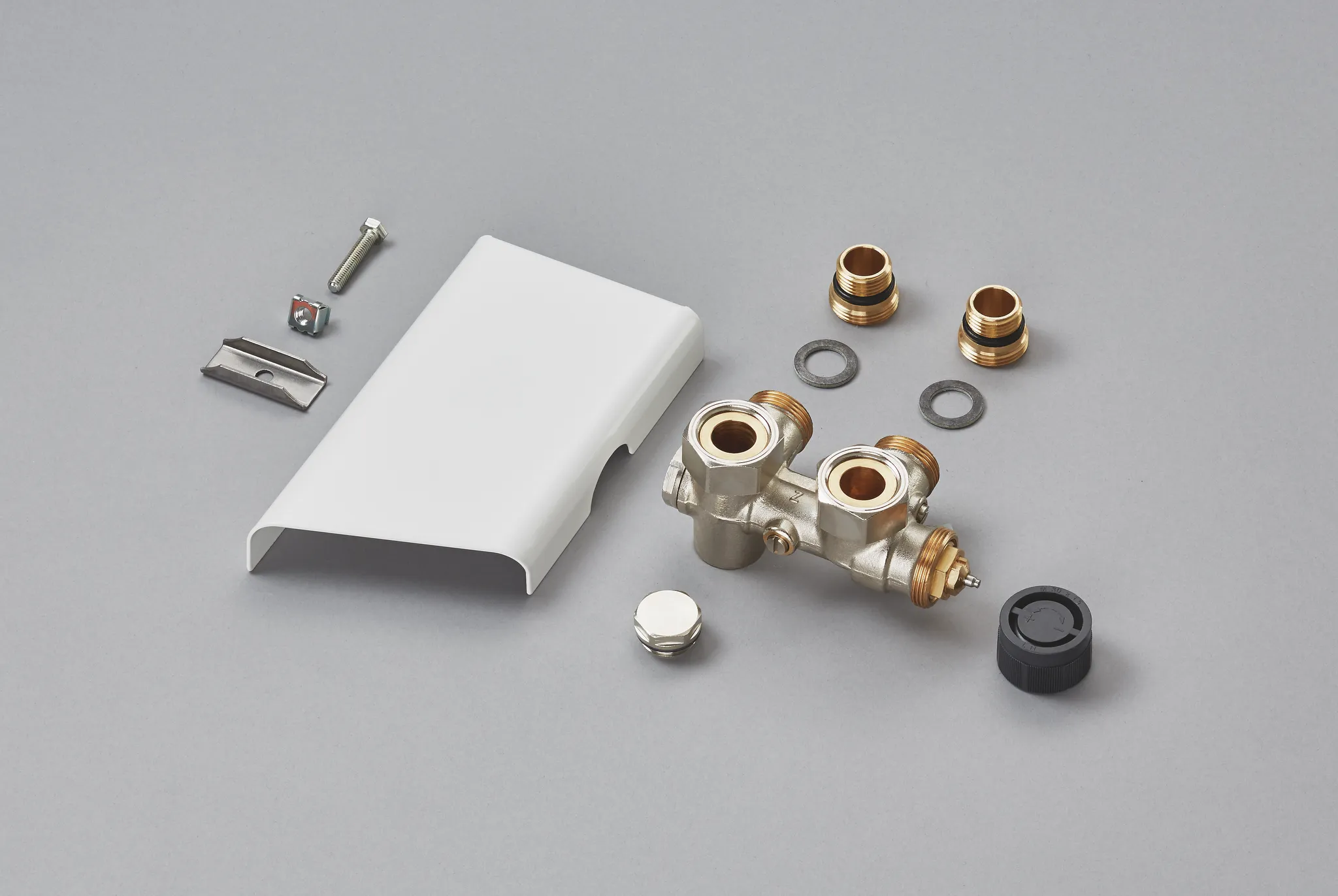 Anschlussarmatur für „Yucca“ Blende kurz in chrom Anschlussarmatur für „Yucca“ Blende kurz in chrom