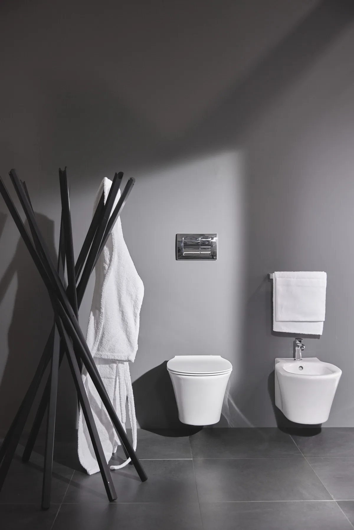 Bidetarmatur Edge, mit Ablaufgarnitur, Ausladung 115mm, Chrom Bidetarmatur Edge, mit Ablaufgarnitur, Ausladung 115mm, Chrom