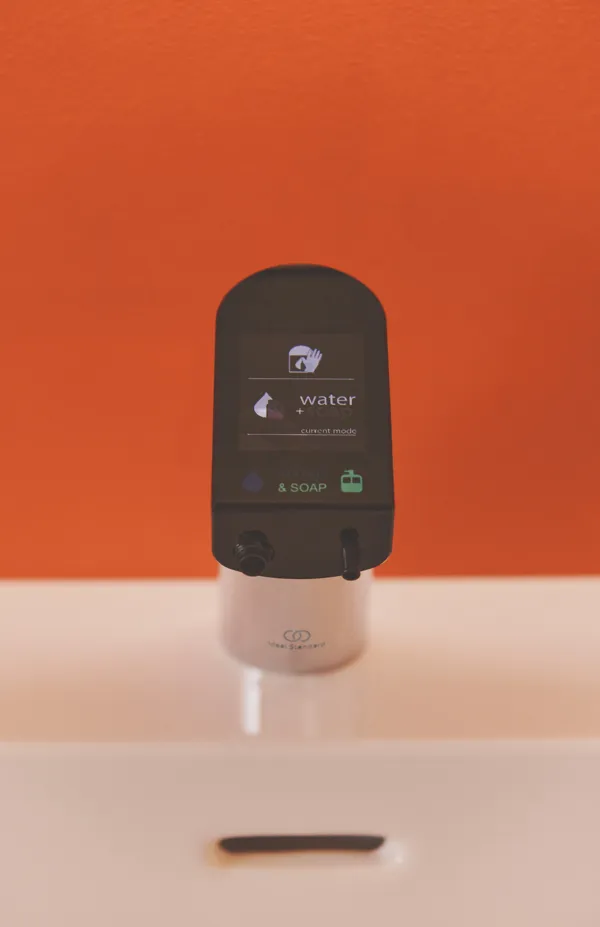 Sensor-Waschtischarmatur Intellimix, mit Seife, Chrom Sensor-Waschtischarmatur Intellimix, mit Seife, Chrom