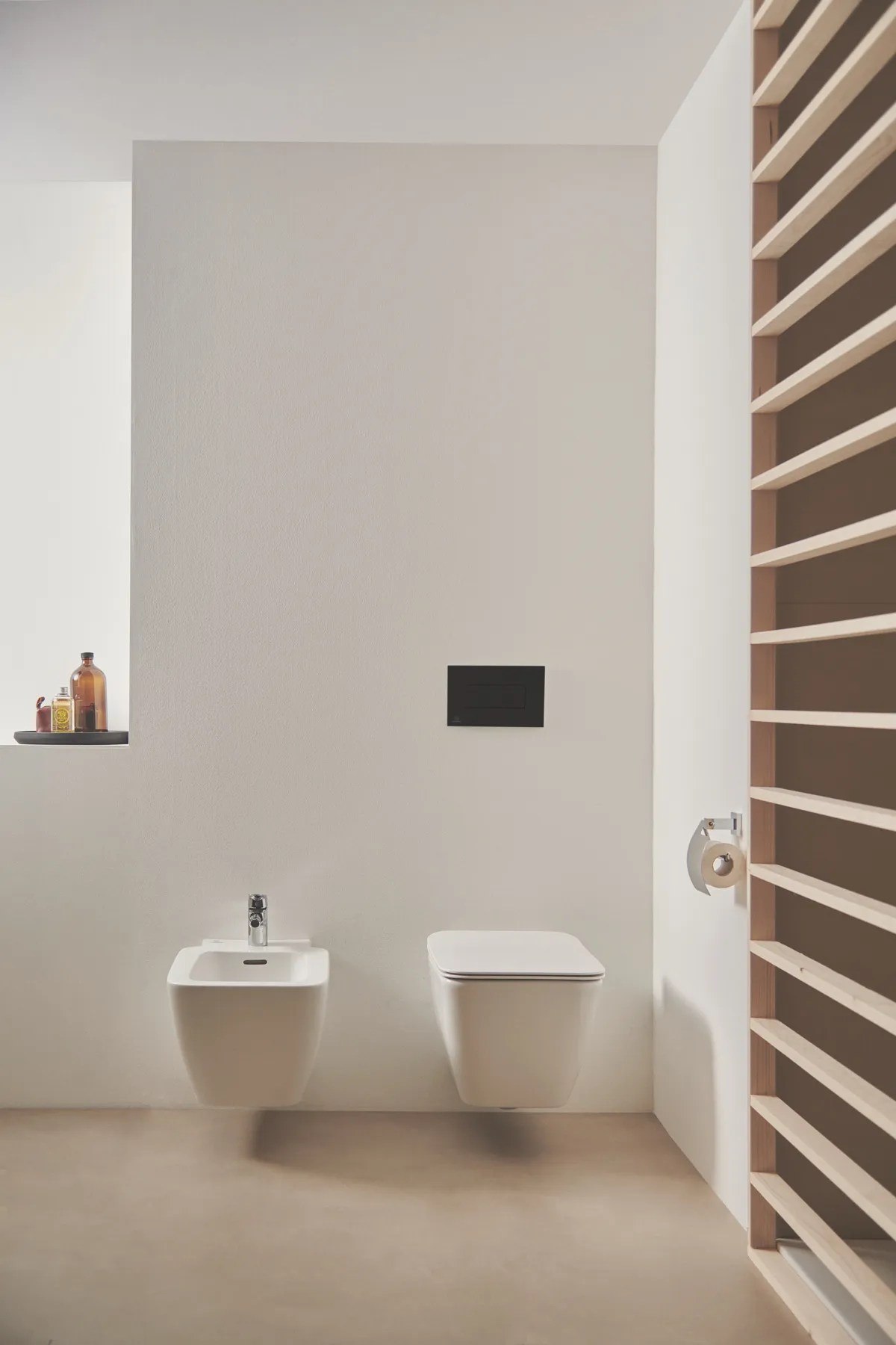 Bidetarmatur Ceraflex, Ausladung 114mm, mit Ablaufgarnitur aus Kst., Chrom Bidetarmatur Ceraflex, Ausladung 114mm, mit Ablaufgarnitur aus Kst., Chrom