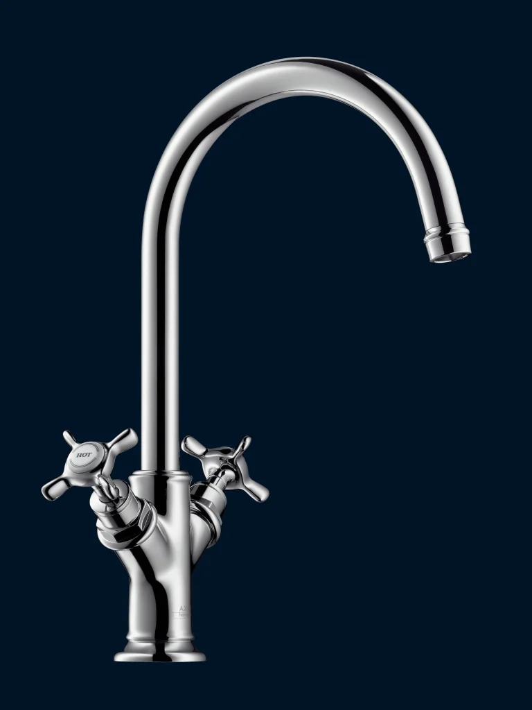 Hansgrohe AXOR Montreux 2-Griff Waschtischarmatur Chrom, Ausladung 175 mm, ComfortZone 210, Laminarstrahl, Kreuzgriff Hansgrohe AXOR Montreux 2-Griff Waschtischarmatur Chrom, Ausladung 175 mm, ComfortZone 210, Laminarstrahl, Kreuzgriff