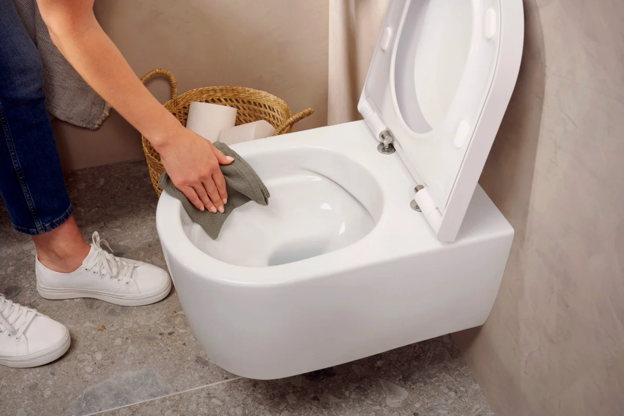 Hansgrohe EluPura S Wand-WC-Set, weiß, 540x360 mm, AquaFall Flush, HygieneEffect, SoftClose, QuickRelease