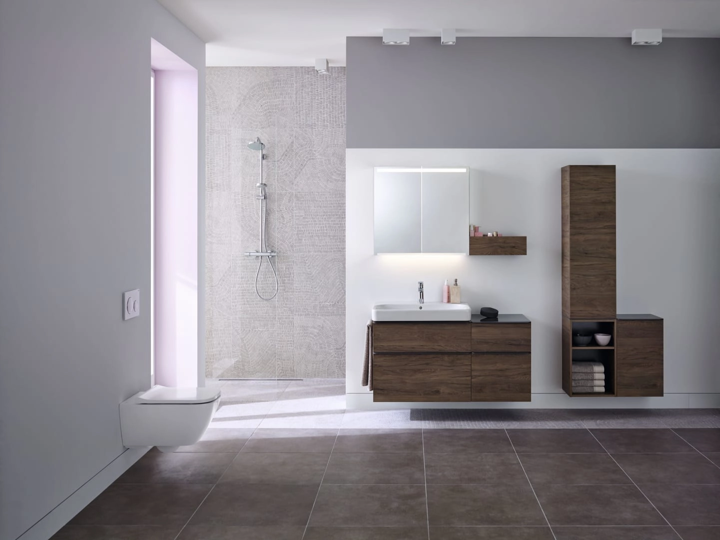 Geberit Ablage „Smyle“ in Befestigung sichtbar 148 × 150 mm Geberit Ablage „Smyle“ in Befestigung sichtbar 148 × 150 mm