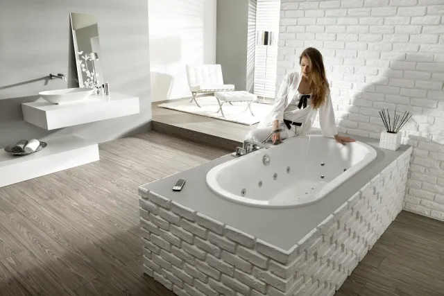 Hoesch Badewanne „Starck 2“ oval 175 × 80 cm in Weiß