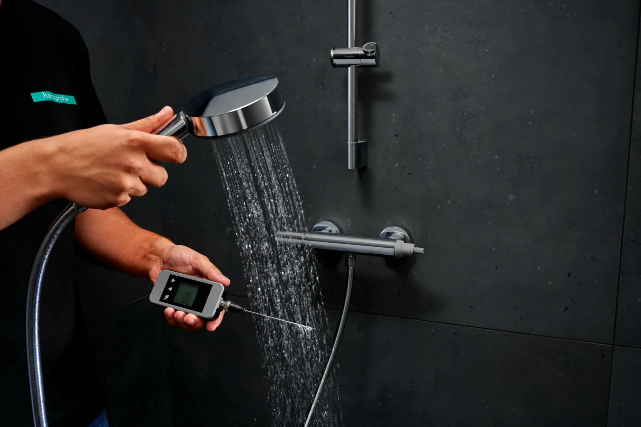 Hansgrohe Ecostat Fine Brausethermostat Aufputz Chrom, DN15, Temperatur- und Volumensteuerung, EcoStop+ Taste, max. Durchflussmenge 17 l/min bei 3 bar, min./max. Betriebsdruck 1/10 bar, Sicherheitssperre ab 40°C, einstellbare Temperaturbegrenzung, Rückfl Hansgrohe Ecostat Fine Brausethermostat Aufputz Chrom, DN15, Temperatur- und Volumensteuerung, EcoStop+ Taste, max. Durchflussmenge 17 l/min bei 3 bar, min./max. Betriebsdruck 1/10 bar, Sicherheitssperre ab 40°C, einstellbare Temperaturbegrenzung, Rückfl