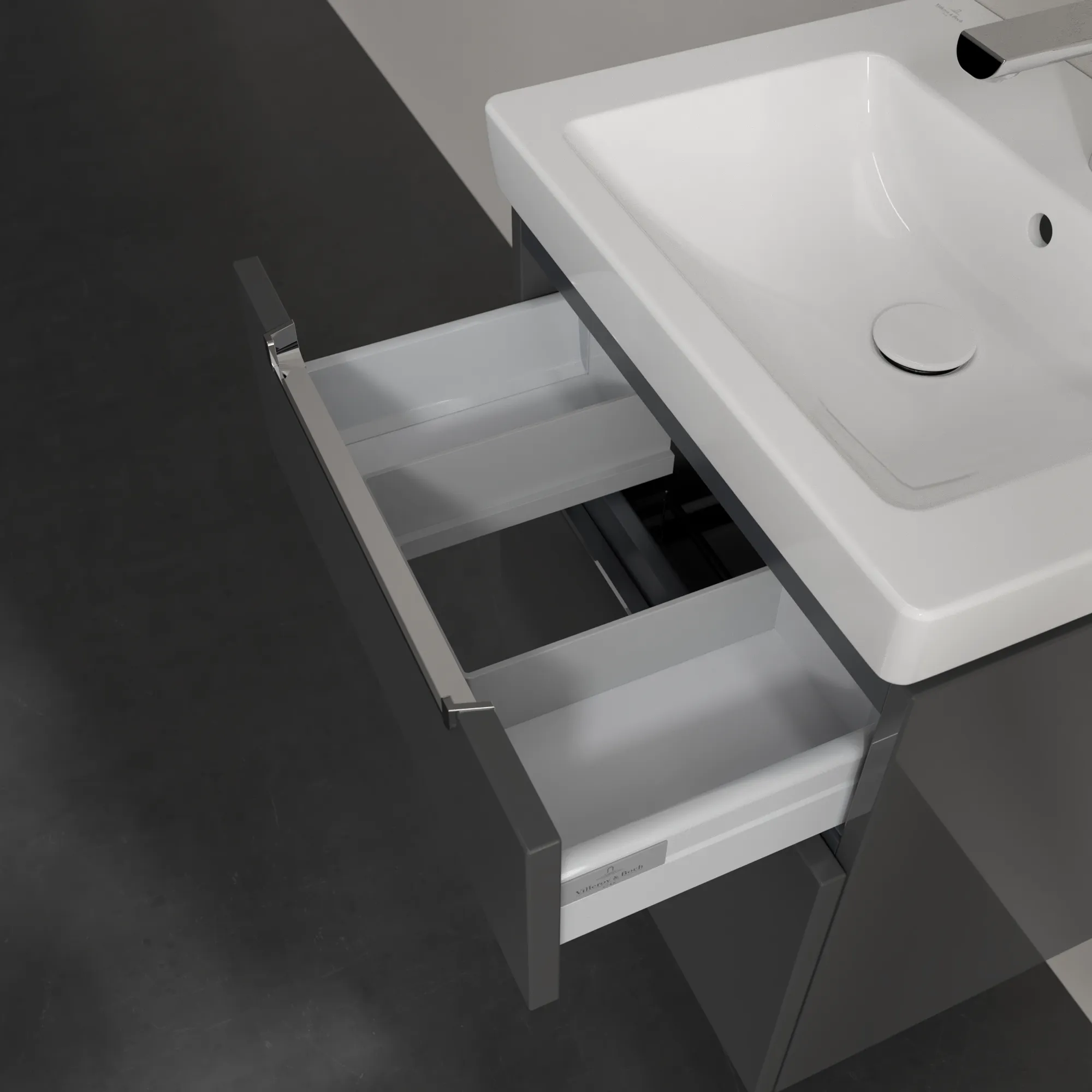 Villeroy & Boch Waschtischunterschrank „Subway 2.0“ 537 × 590 × 423 mm Glossy Grey, für Becken mittig, ohne Beleuchtung Villeroy & Boch Waschtischunterschrank „Subway 2.0“ 537 × 590 × 423 mm Glossy Grey, für Becken mittig, ohne Beleuchtung