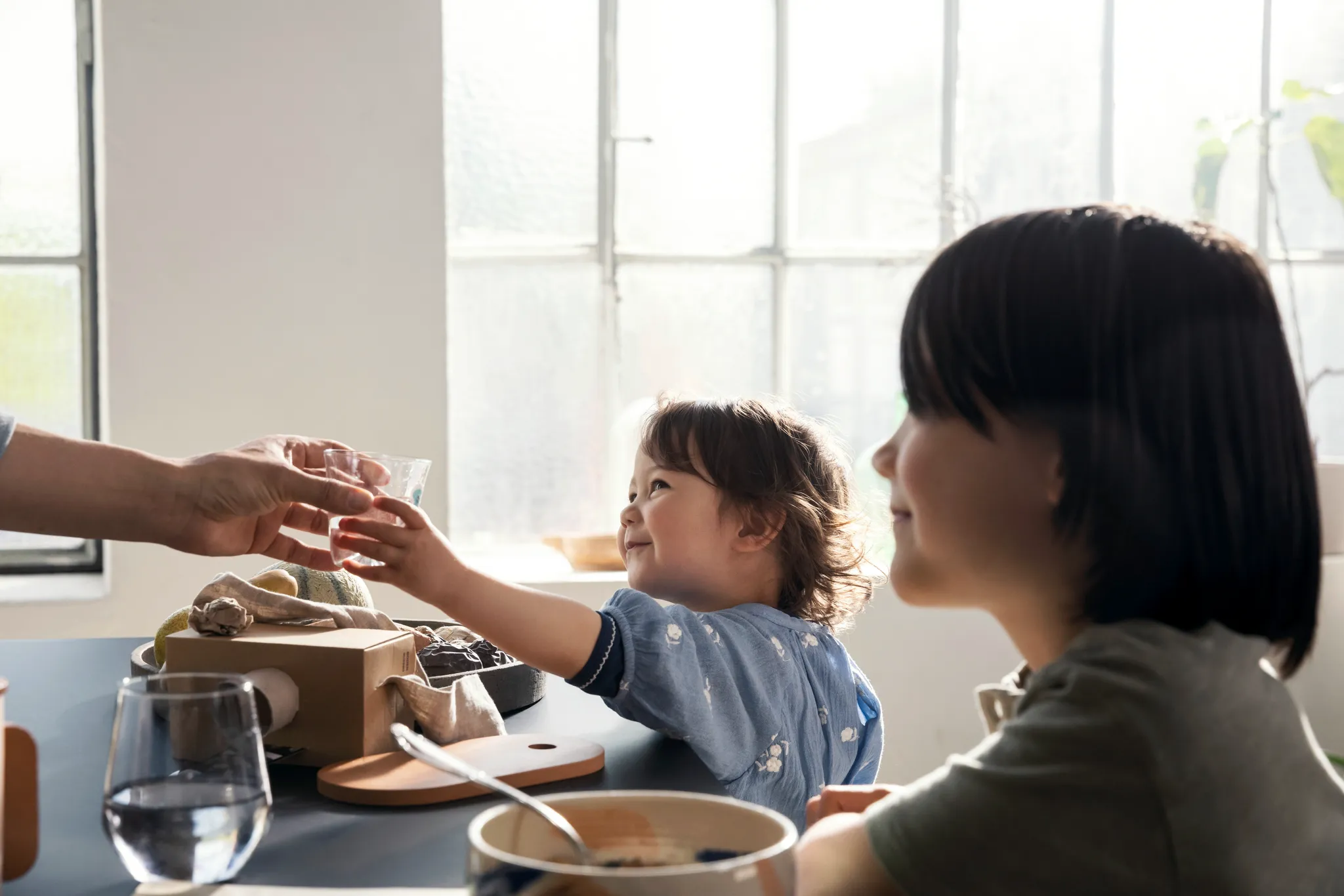 Hansgrohe Aqittura M91 SodaSystem 210 Mischer, Ausziehauslauf, 1jet, sBox, Starter Set, Mattschwarz Hansgrohe Aqittura M91 SodaSystem 210 Mischer, Ausziehauslauf, 1jet, sBox, Starter Set, Mattschwarz