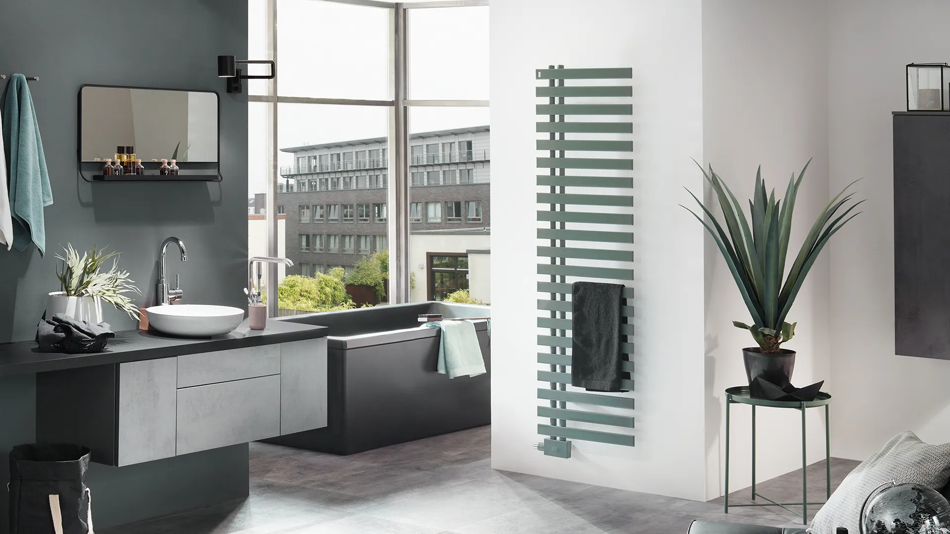 BEMM Badheizkörper ChaCha BCH-H1189x038x0500, Galv. verzinkt, weiß 9016